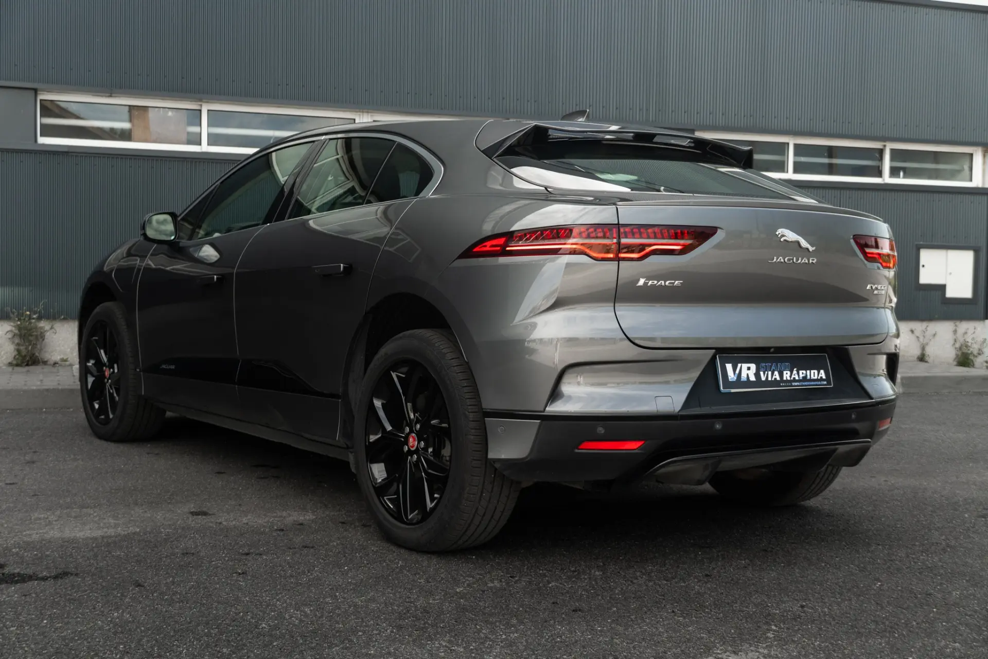 Jaguar I-Pace EV400 AWD SE 6