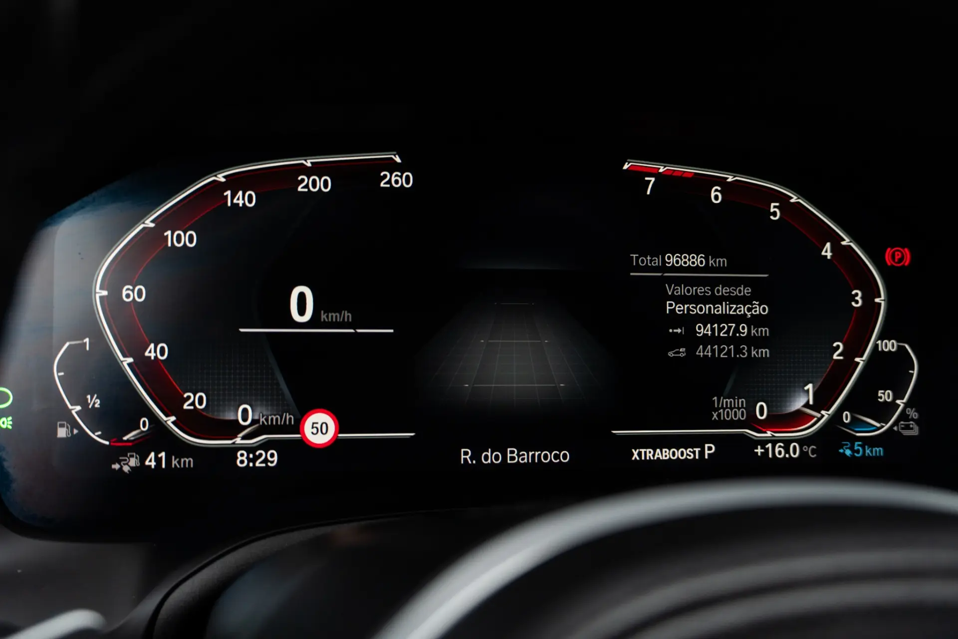 BMW 330 e Pack M Auto 10