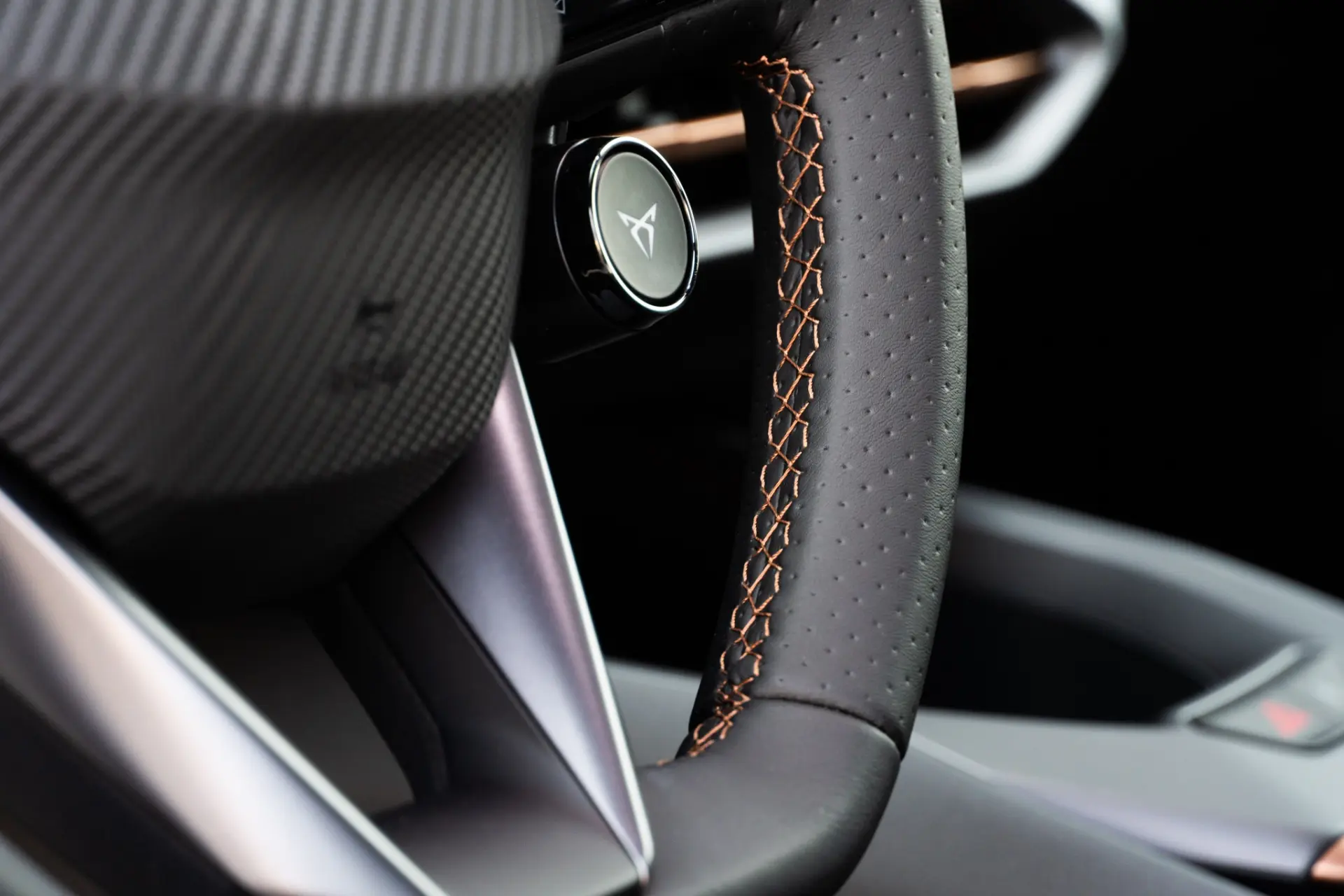 Cupra Raval 55 kWh Dynamic 48