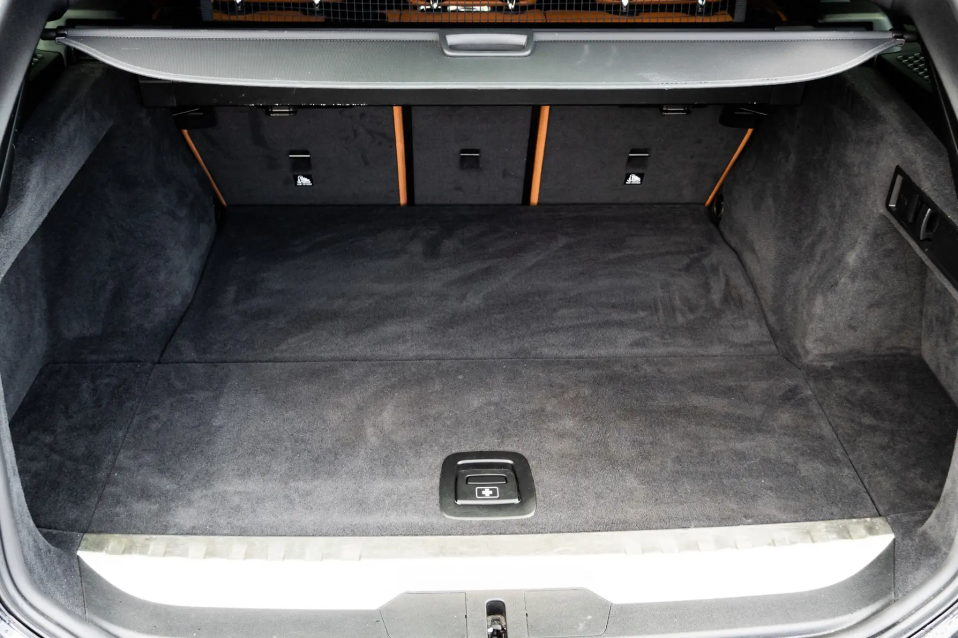 BMW 330 e Pack M Auto 56