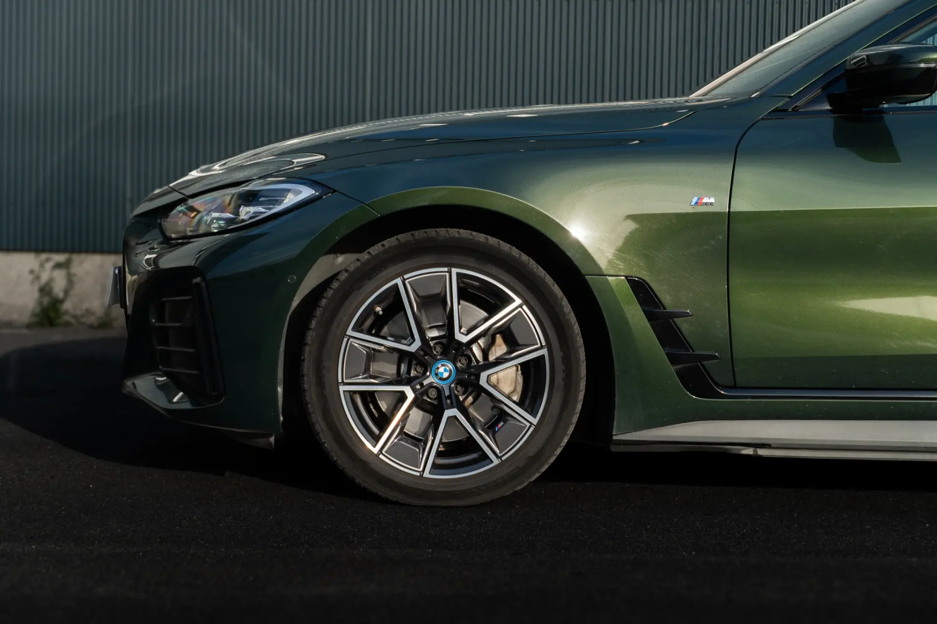 BMW i4 eDrive40 Pack Desportivo M 28