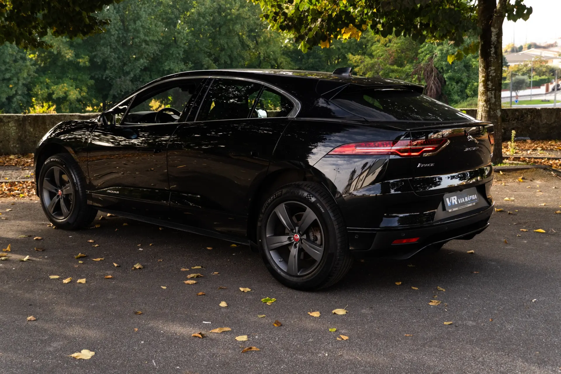 Jaguar I-Pace EV400 AWD HSE 6