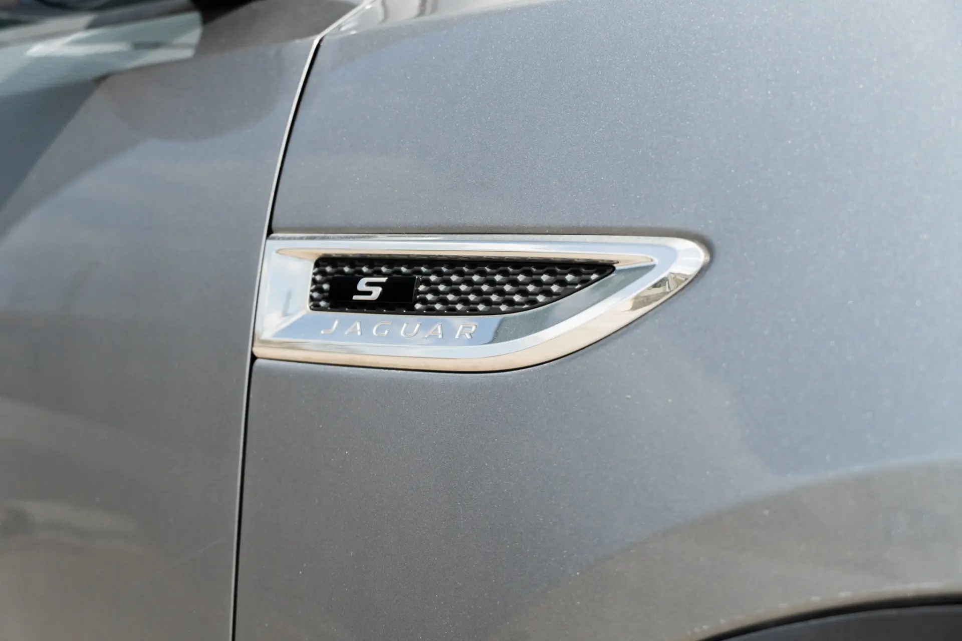 Jaguar E-Pace 2.0 i4D SE 25