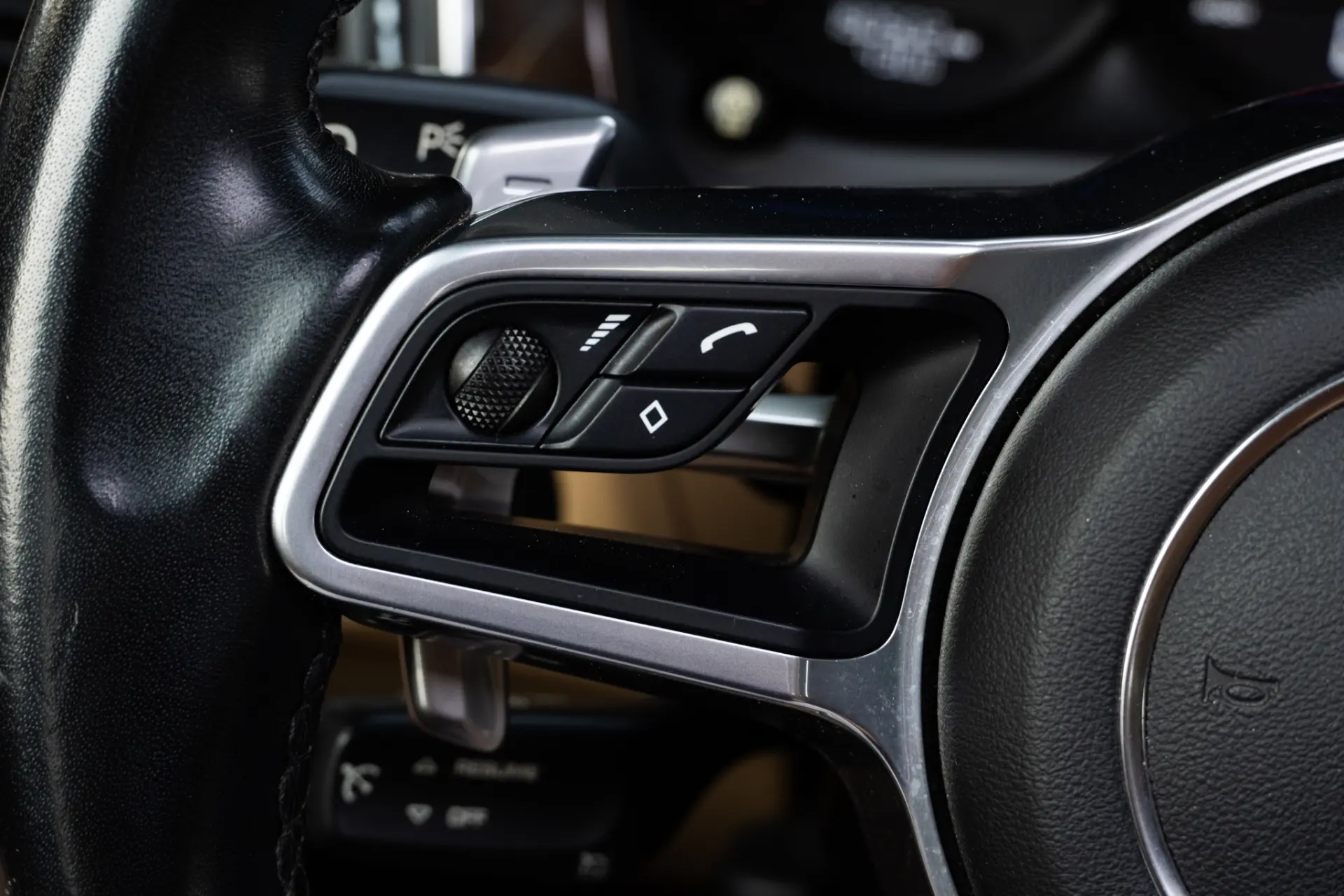 Porsche Macan PDK 45