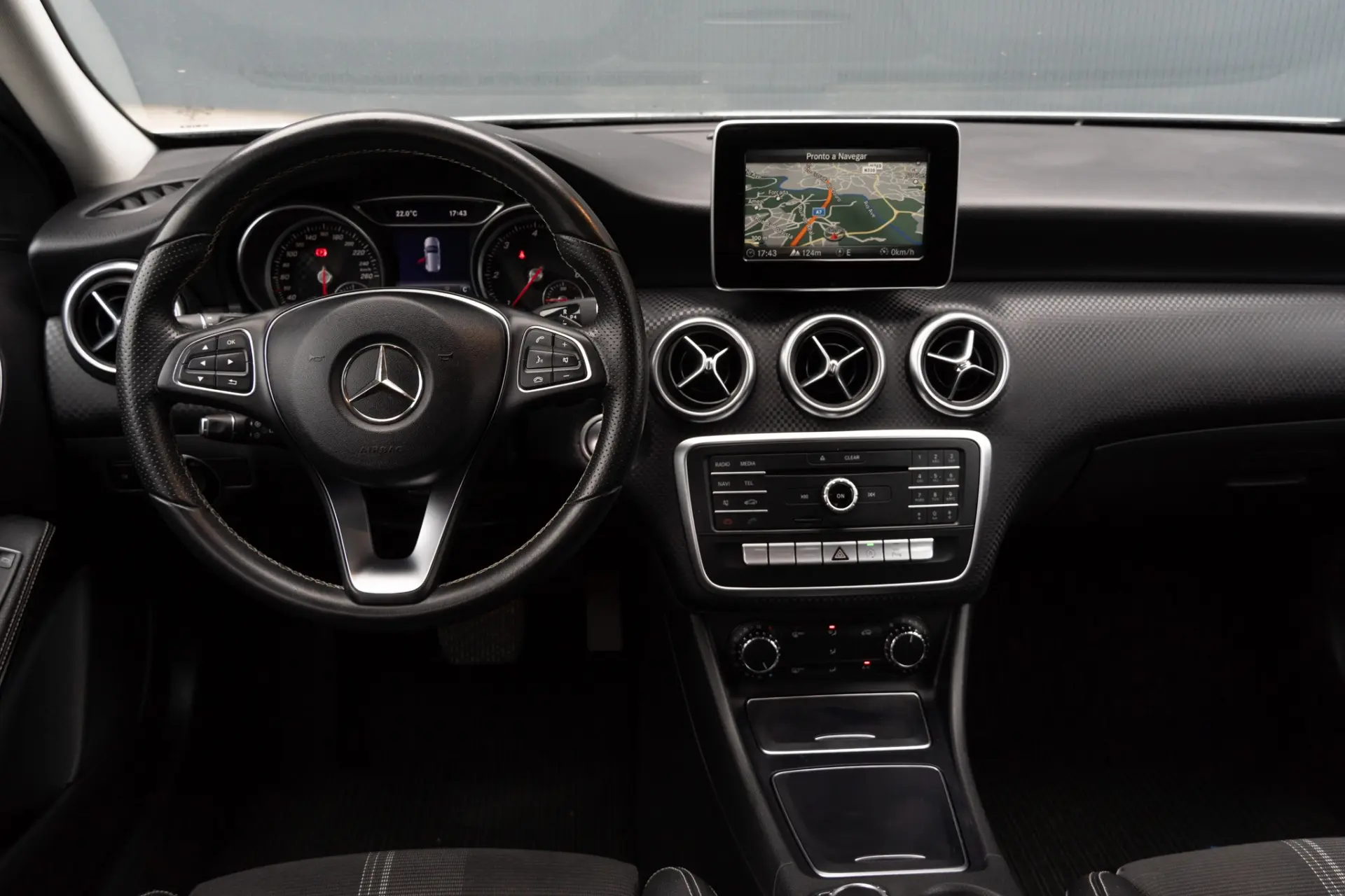 Mercedes-Benz A 180 d Style Plus Aut. 11