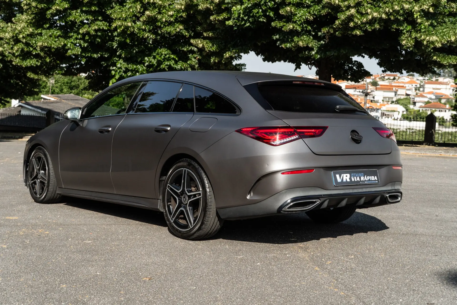 Mercedes-Benz CLA 180 d 7G-DCT AMG Line 6