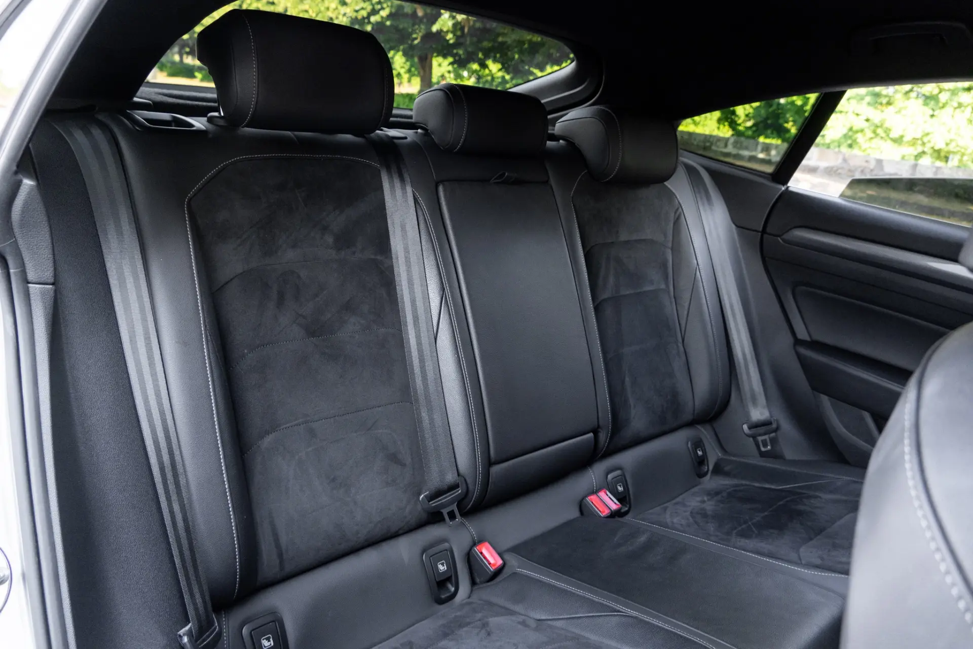 Volkswagen Arteon 2.0 TDI R-Line DSG 21