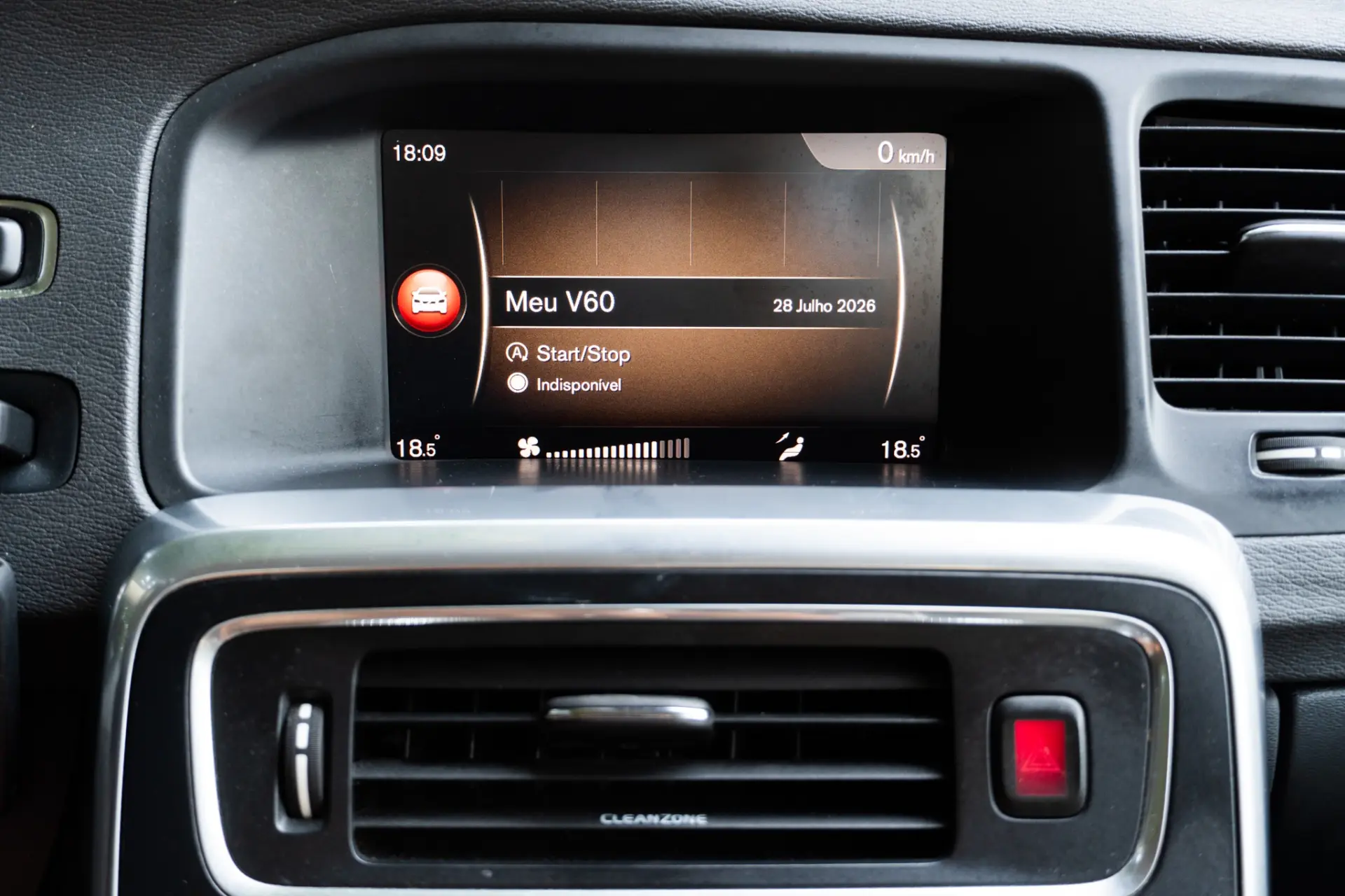 Volvo V60 Cross Country 2.0 D3 Momentum 15