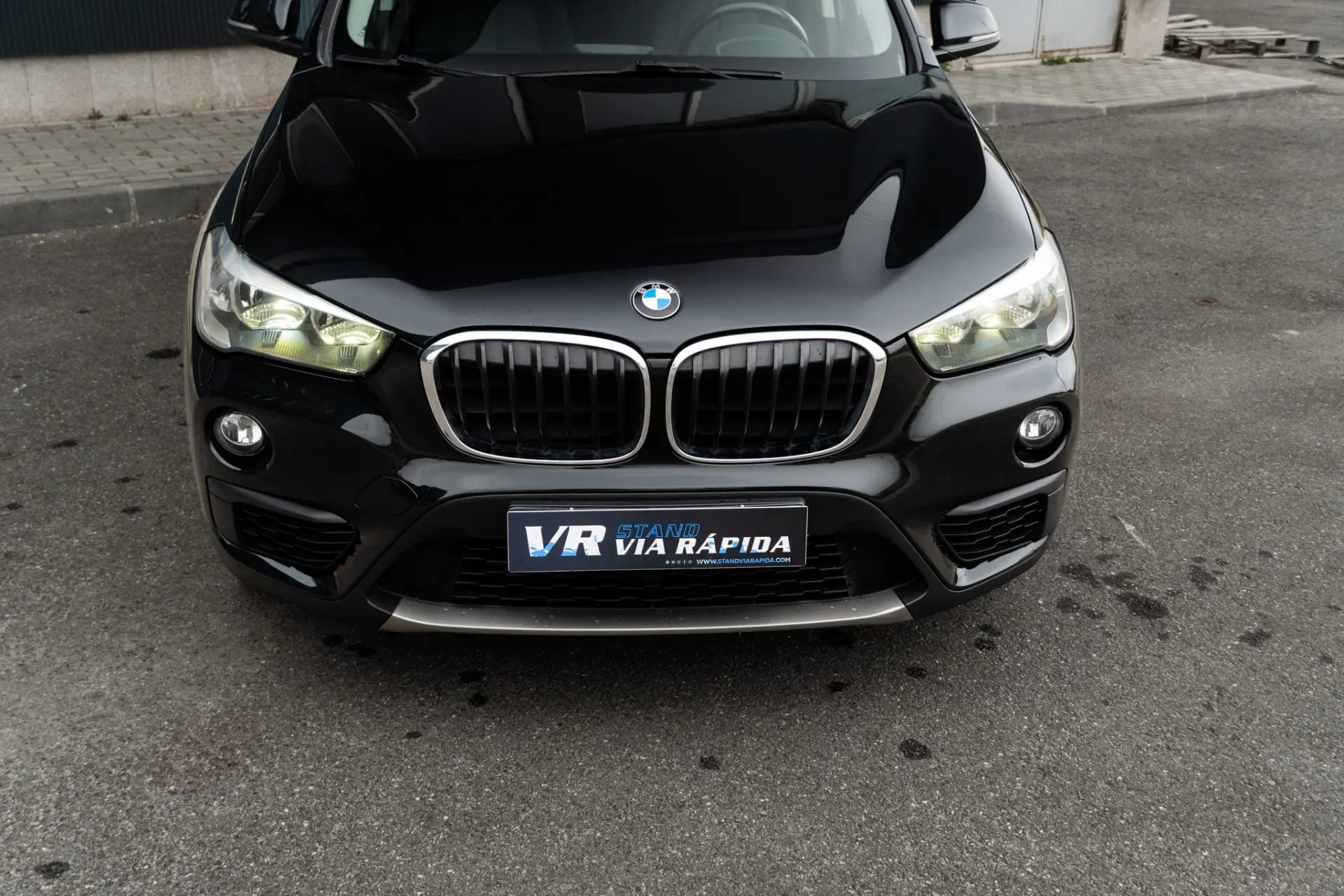 BMW X1 16 d sDrive Advantage 31