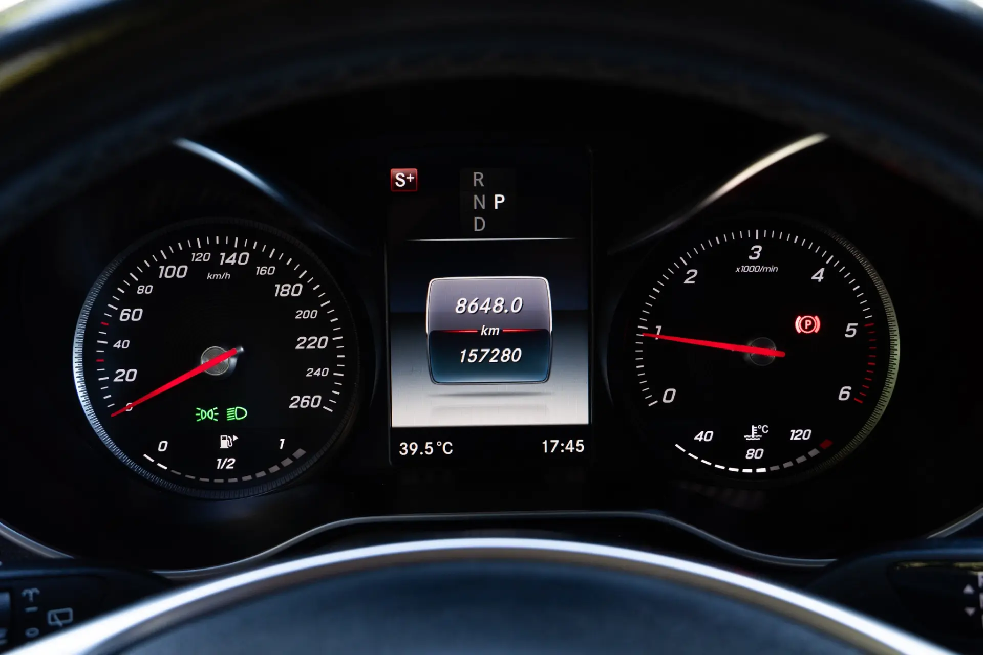 Mercedes-Benz GLC 250 d 4-Matic 11