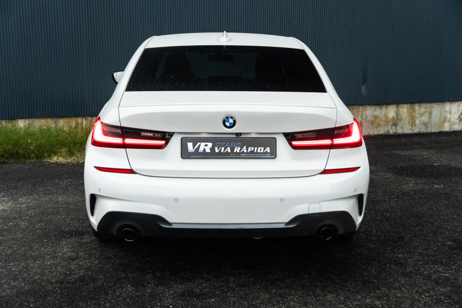 BMW 320 d Pack Desportivo M Auto 5