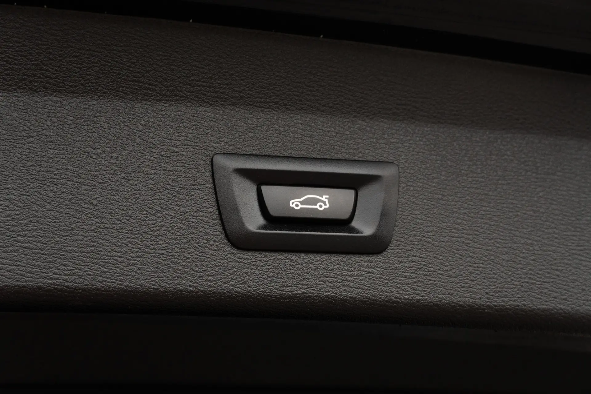 BMW X1 16 d sDrive Advantage 45