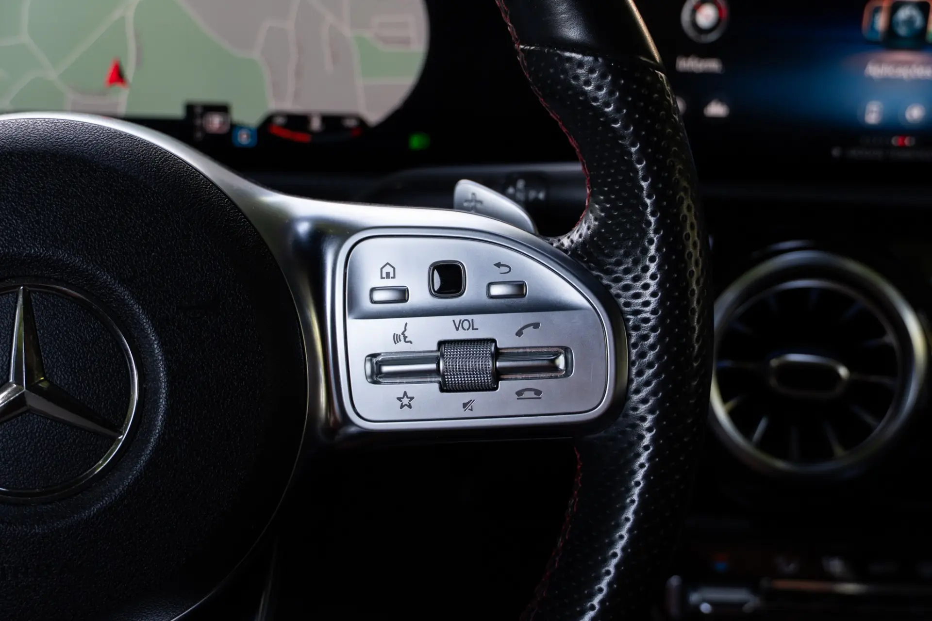 Mercedes-Benz CLA 180 d 7G-DCT AMG Line 39