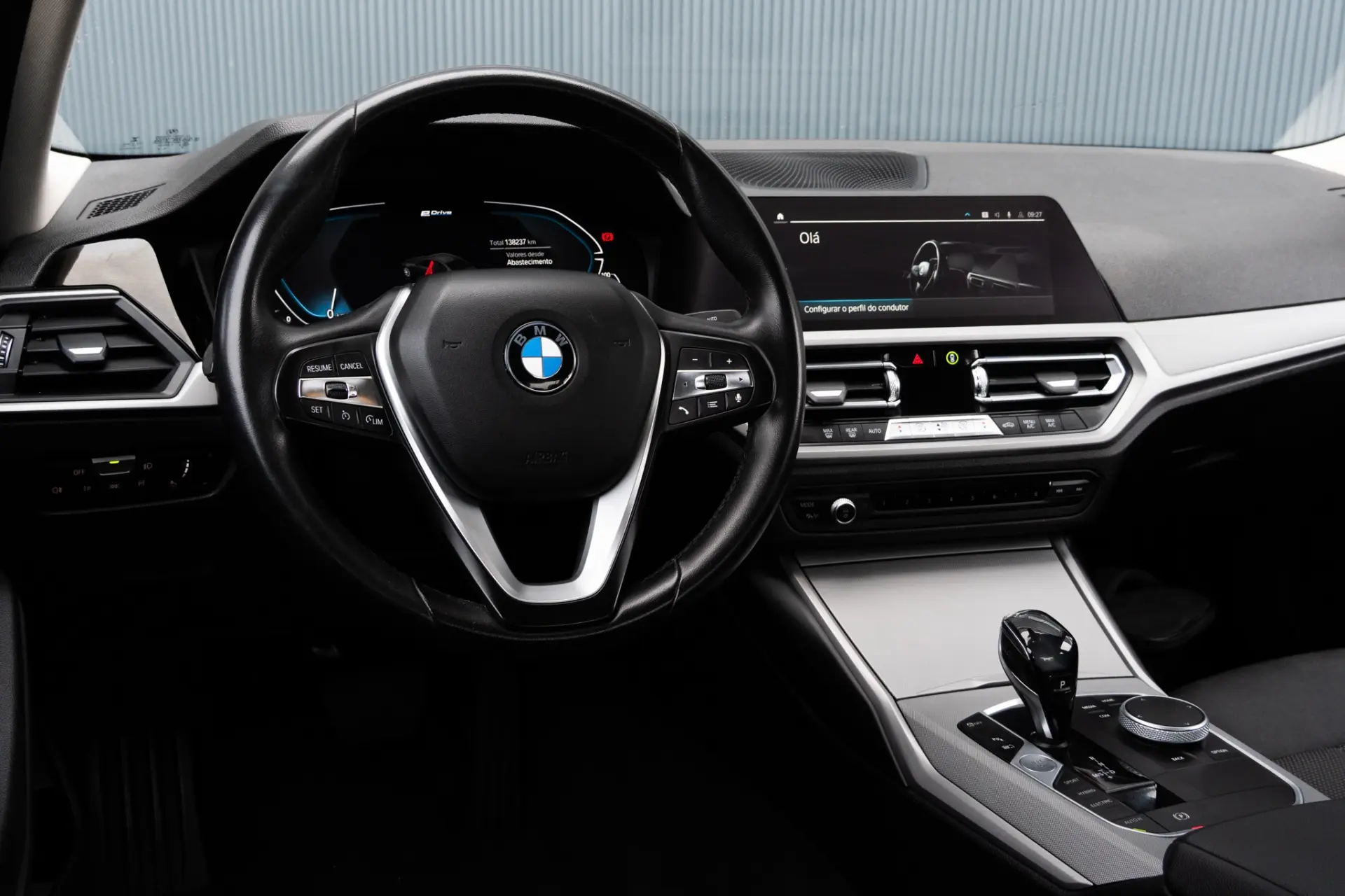 BMW 330 e Line Luxury Auto 7