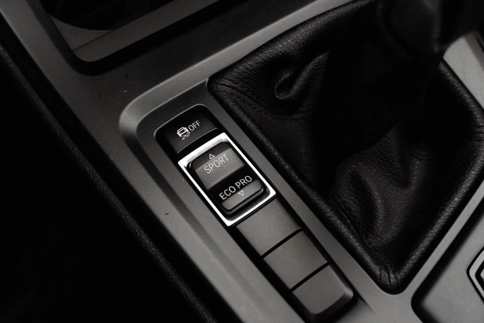 BMW X1 16 d sDrive Advantage 24