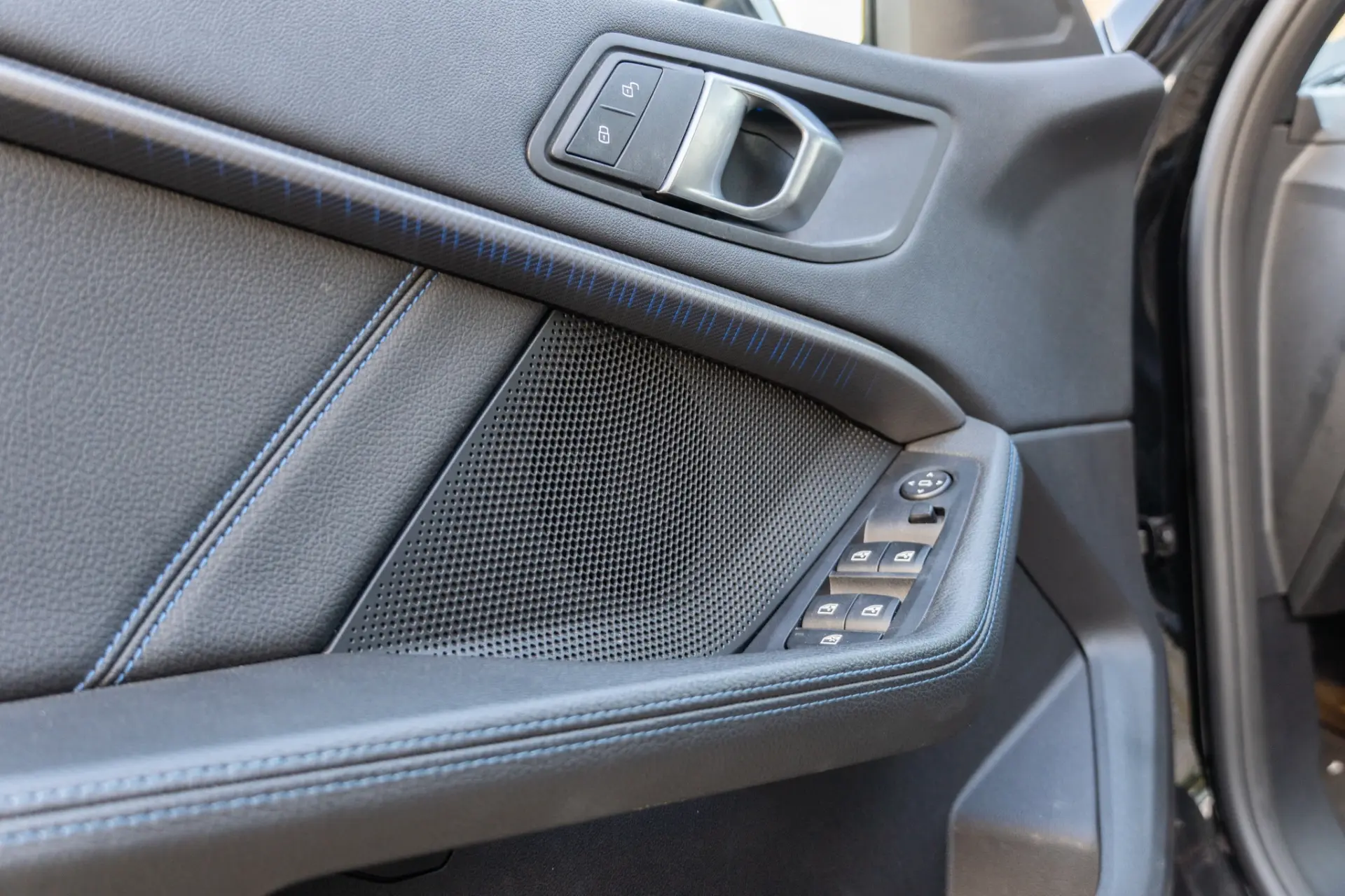 BMW 116 d Pack Desportivo M Auto 41