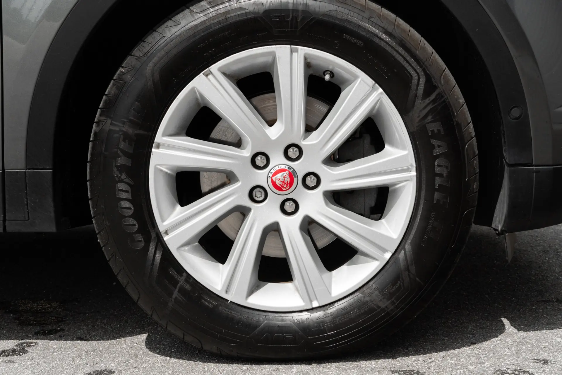 Jaguar E-Pace 2.0 i4D SE 29