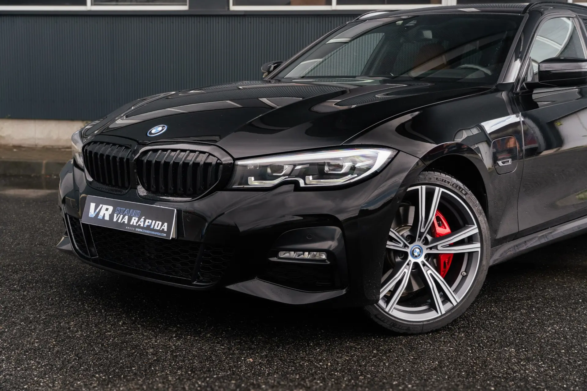 BMW 330 e Pack M Auto 26