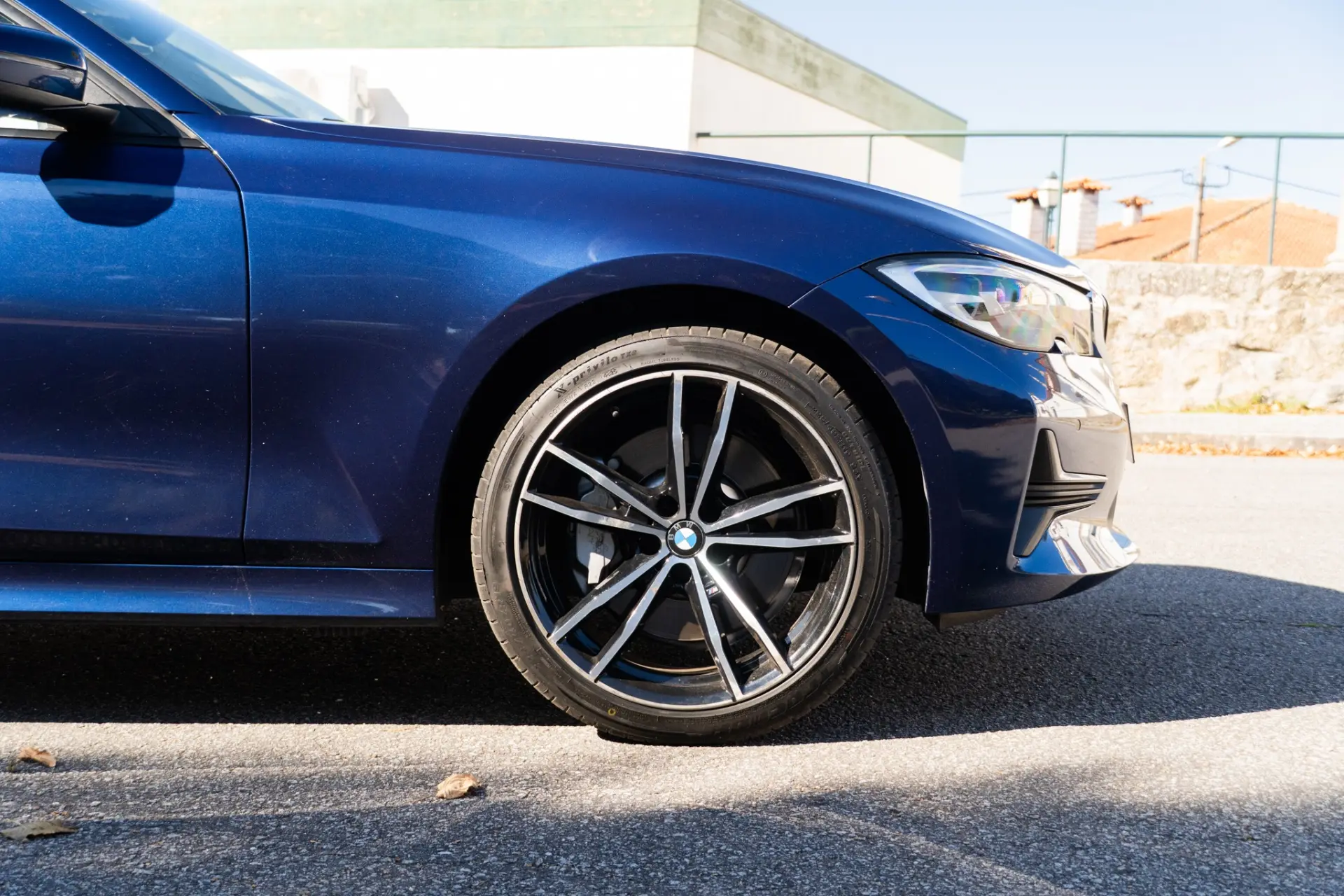 BMW 330 e 32