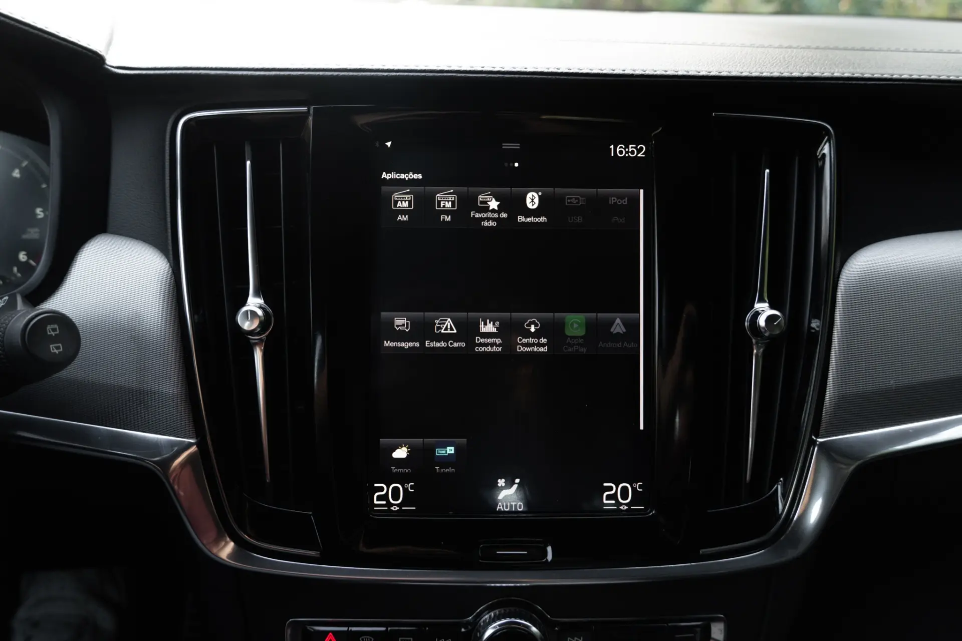 Volvo V90 2.0 D4 R-Design Geartronic 14