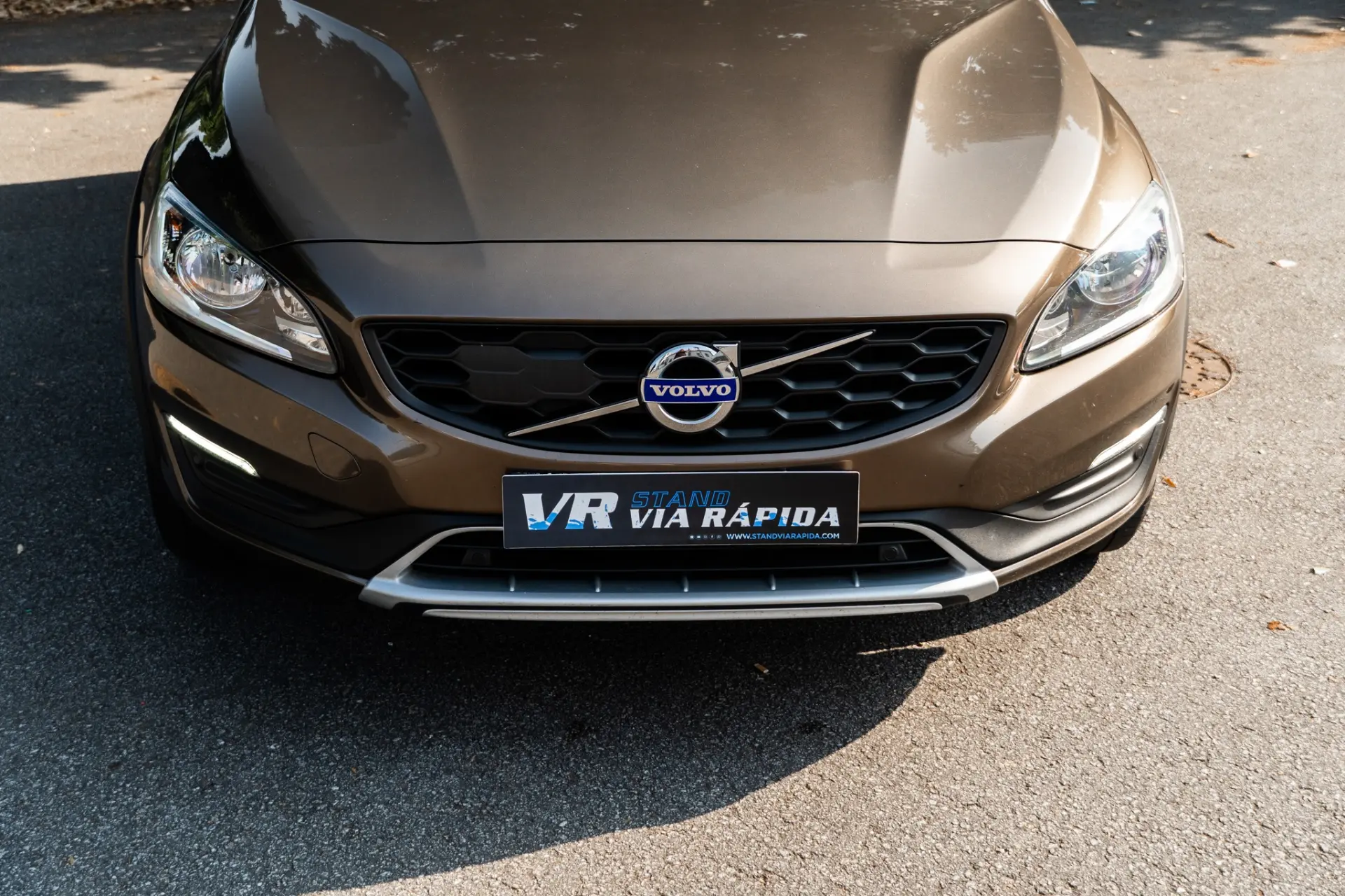 Volvo V60 Cross Country 2.0 D3 Momentum 25