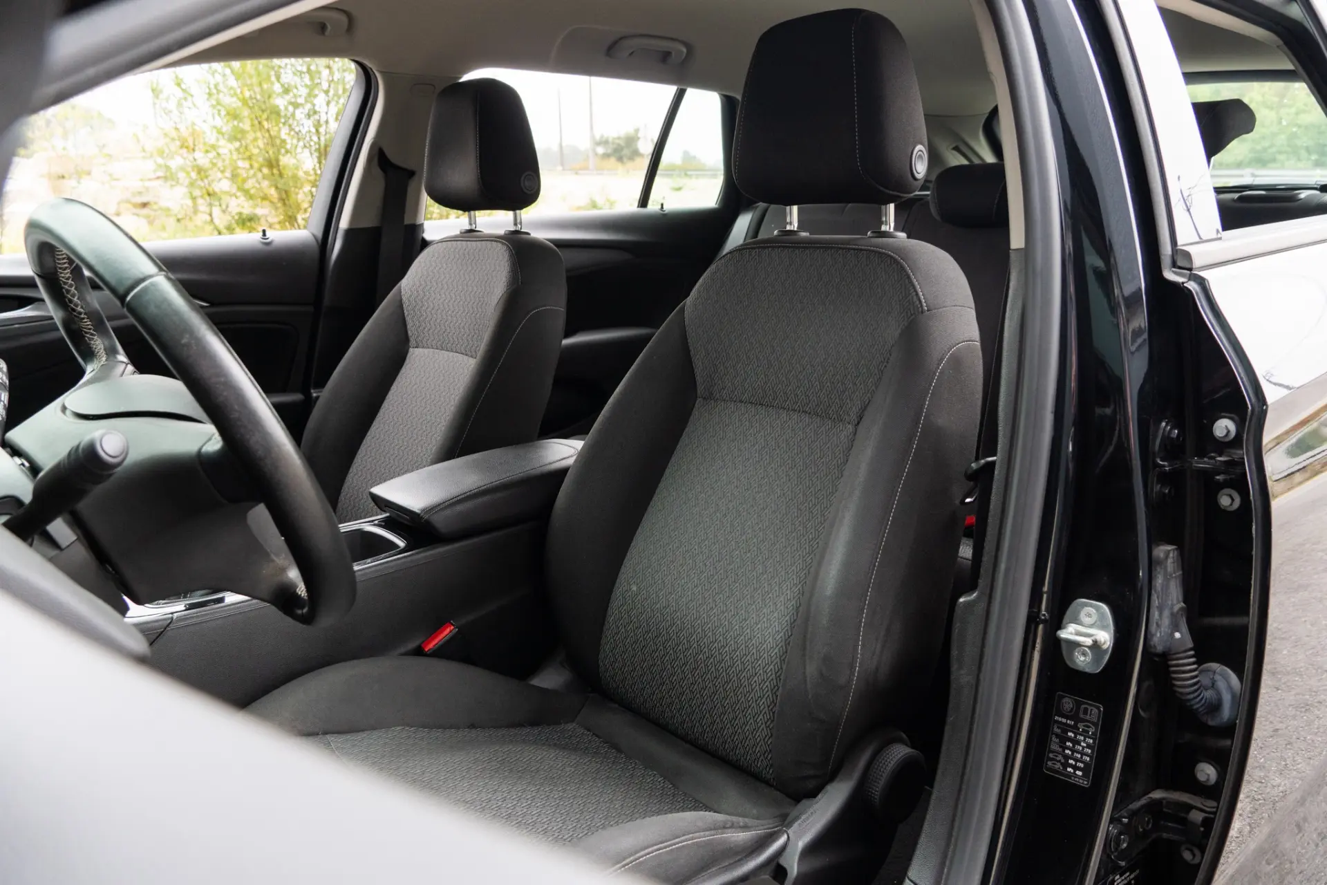 Opel Insignia Sports Tourer 1.6 CDTi Business Edition 8