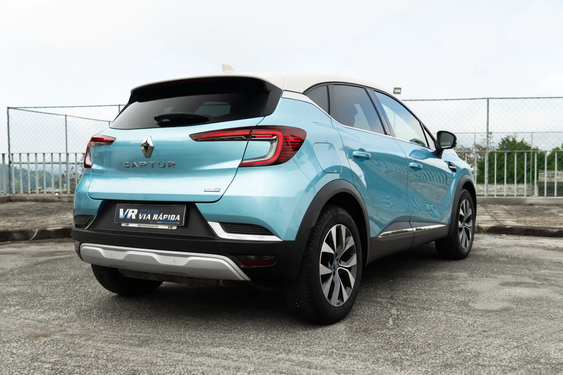 Renault Captur 1.6 E-Tech Plug-In Exclusive 4