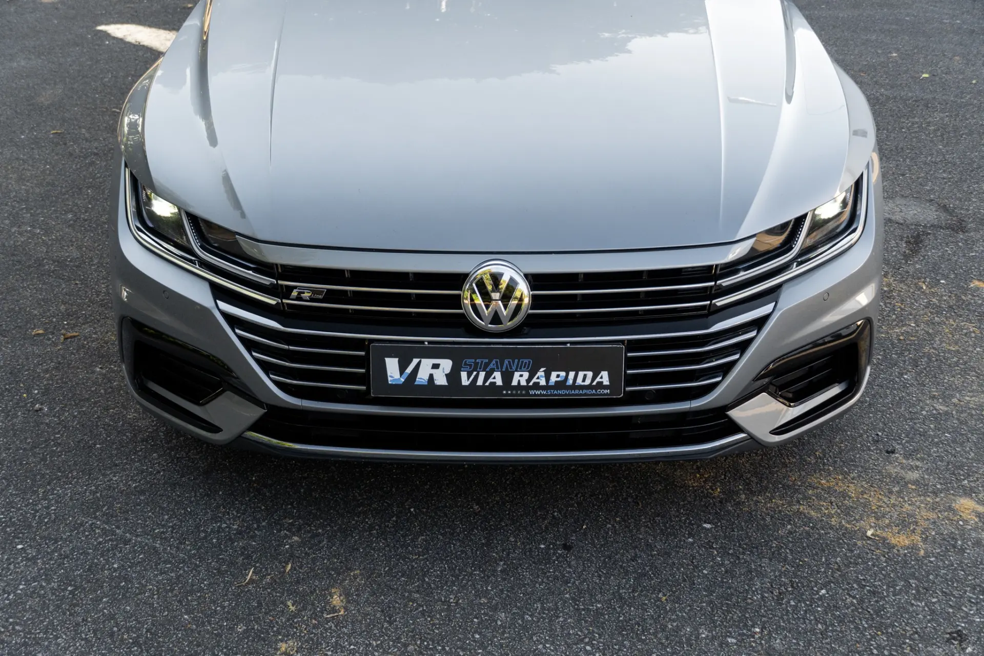 Volkswagen Arteon 2.0 TDI R-Line DSG 24