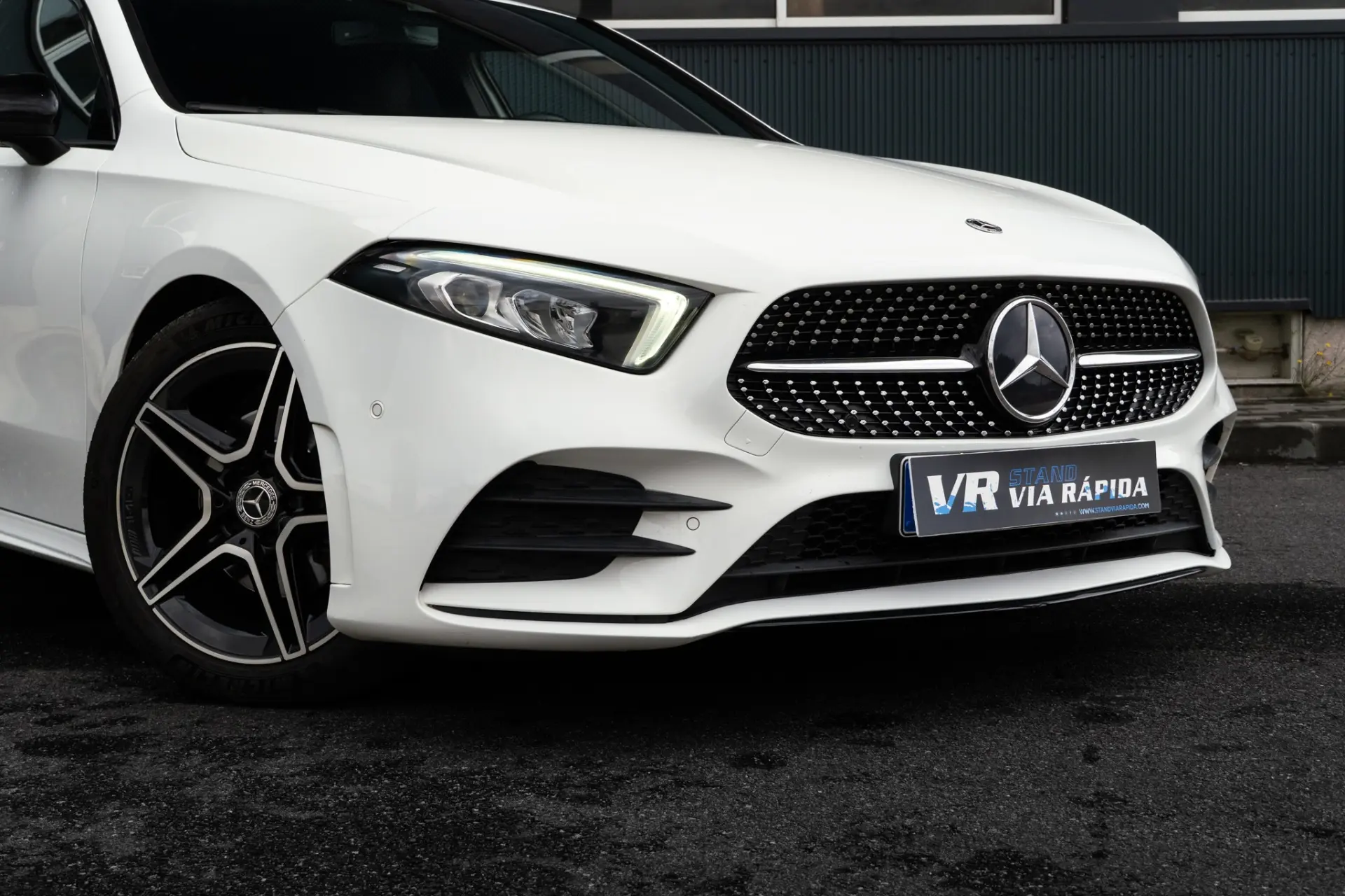 Mercedes-Benz A 180 d AMG Line Aut. 32