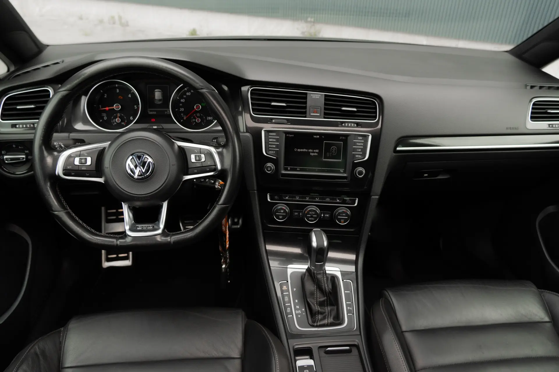 Volkswagen Golf 2.0 TDi GTD DSG 10