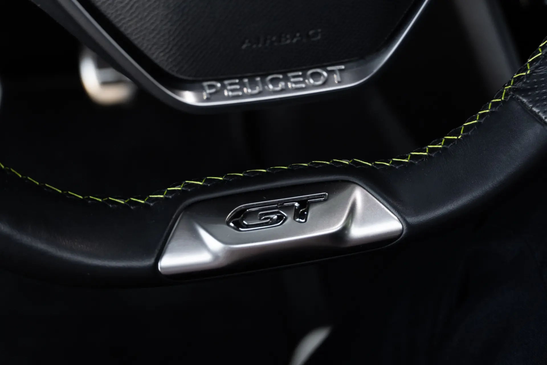 Peugeot 2008 1.2 PureTech GT 49