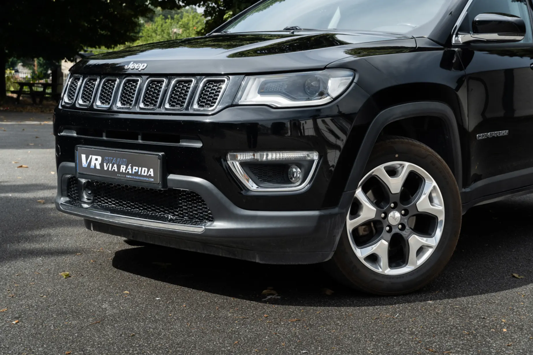 Jeep Compass 25