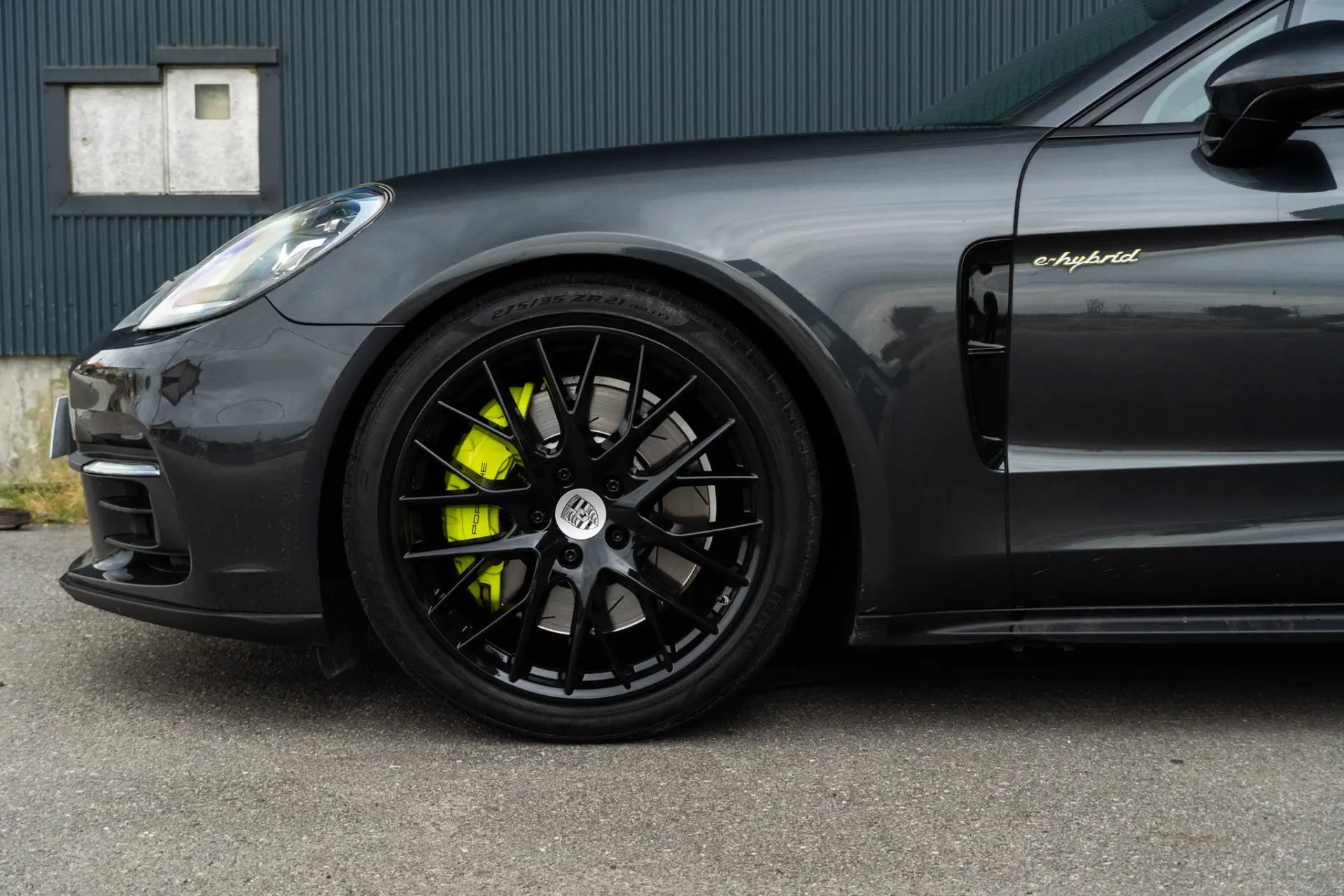 Porsche Panamera Sport Turismo 4 E-Hybrid Platinum Edition PDLS 38