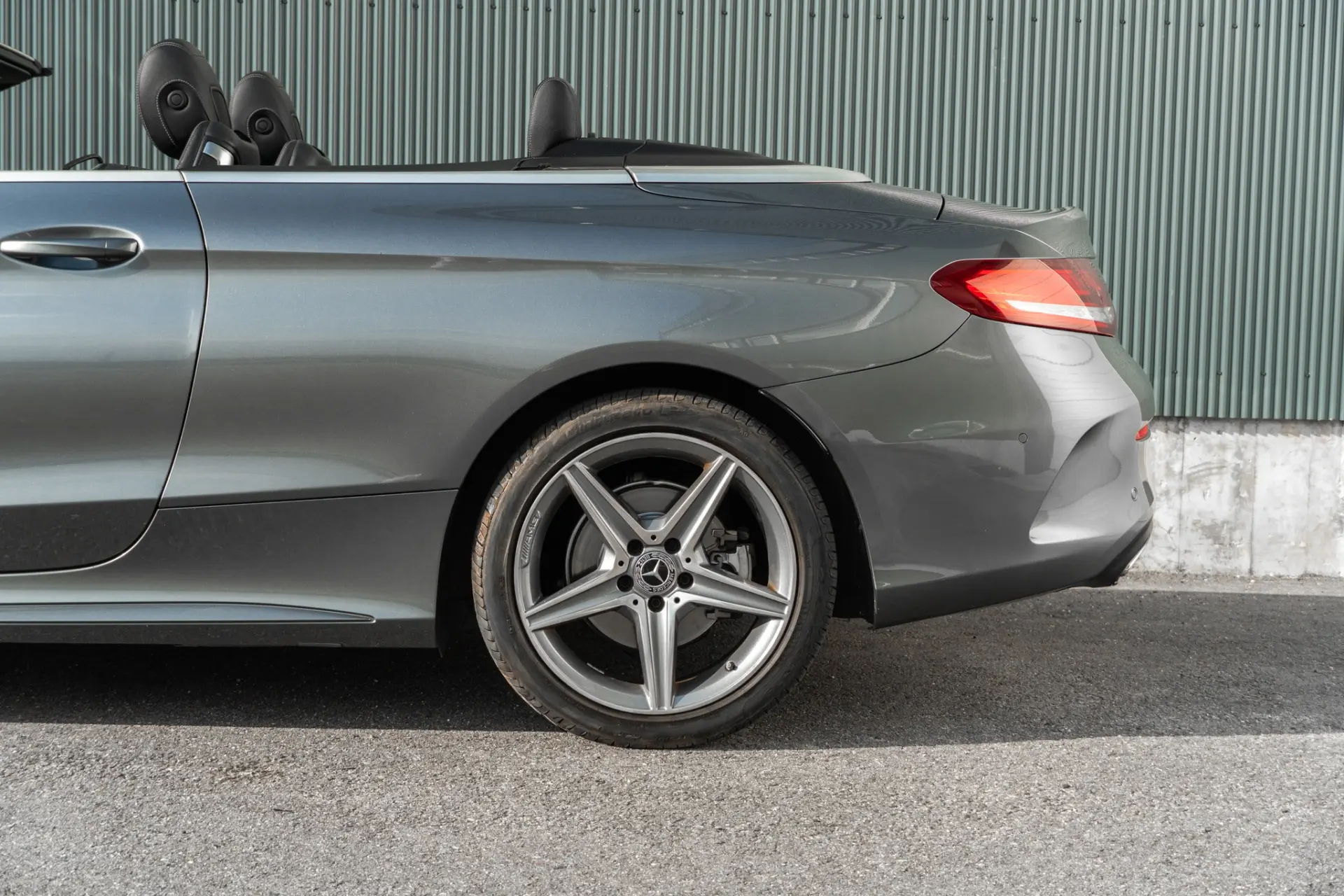 Mercedes-Benz C 220 d Cabrio 9G-Tronic AMG Line 23
