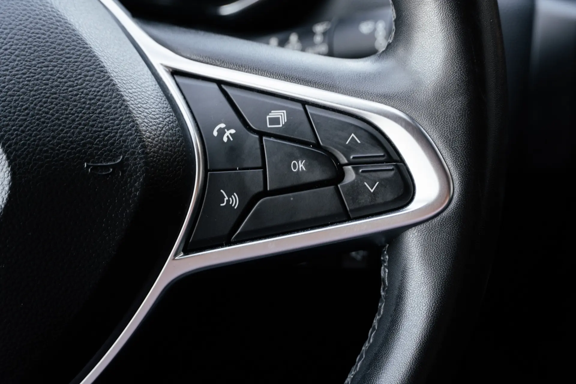 Renault Captur 1.6 E-Tech Plug-In Intens 42