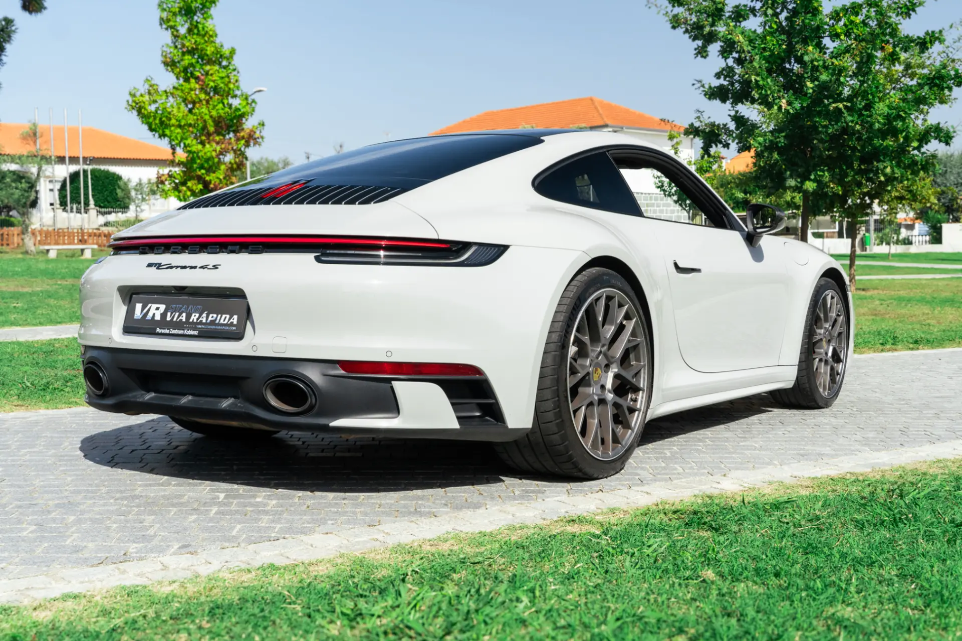 Porsche 911 (992) Carrera 4S PDK 4