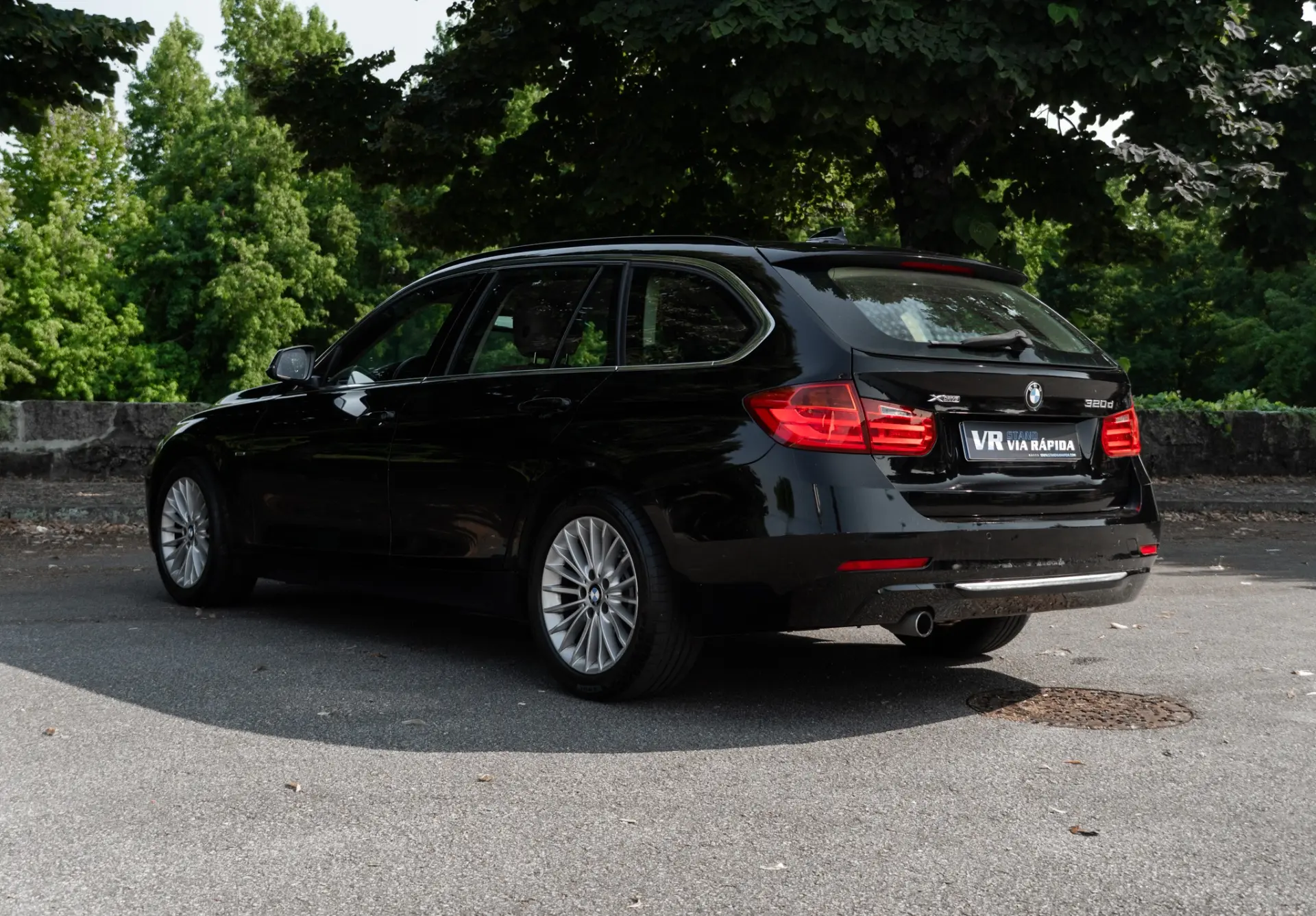 BMW 320 d xDrive Line Luxury 6