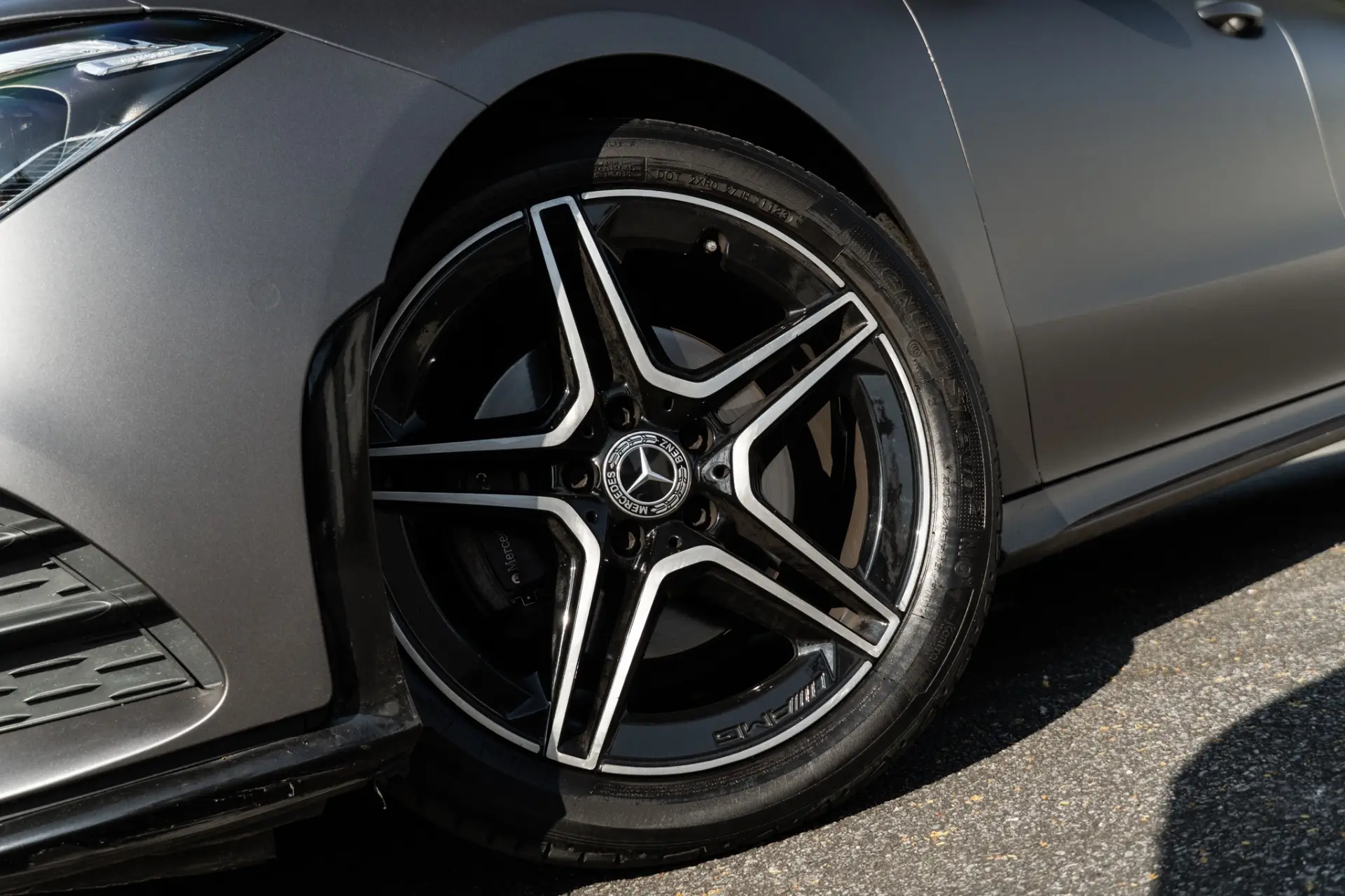 Mercedes-Benz CLA 180 d 7G-DCT AMG Line 30