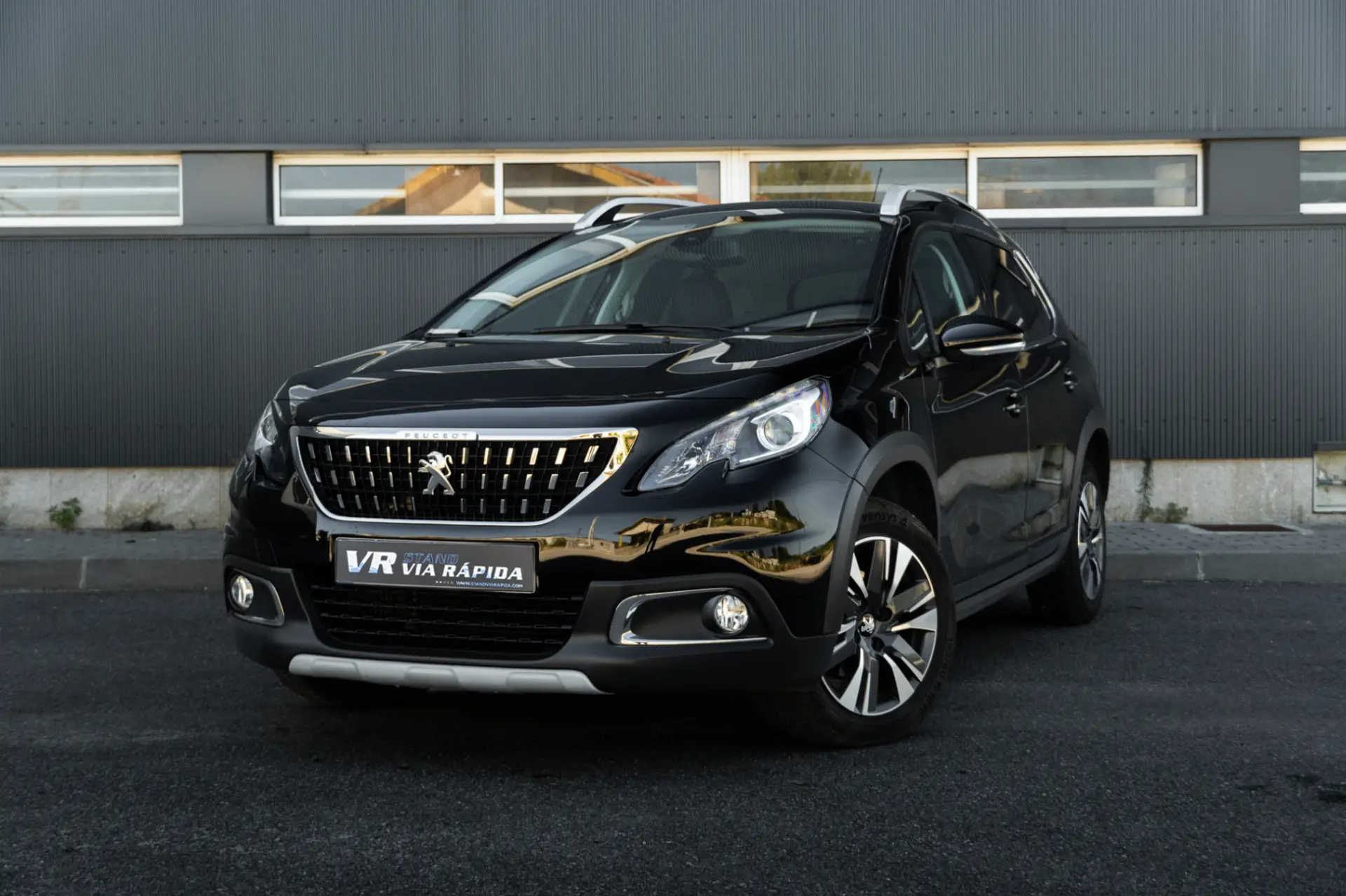 Peugeot 2008 1.2 PureTech Allure 1