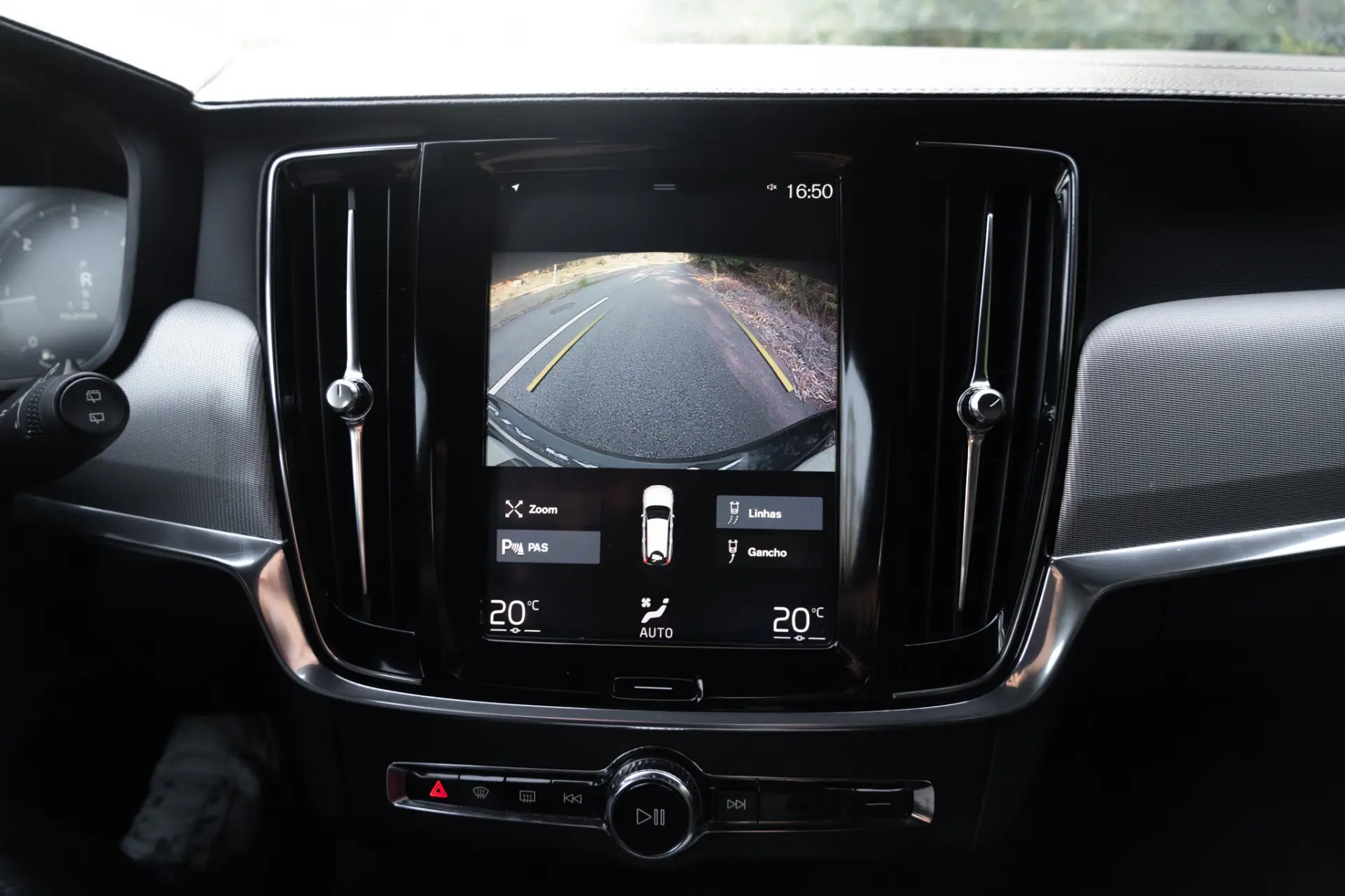 Volvo V90 2.0 D4 R-Design Geartronic 17