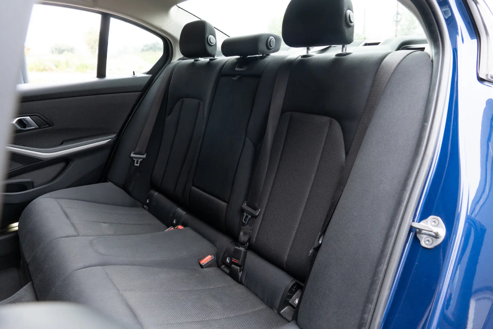 BMW 330 e Line Luxury Auto 9