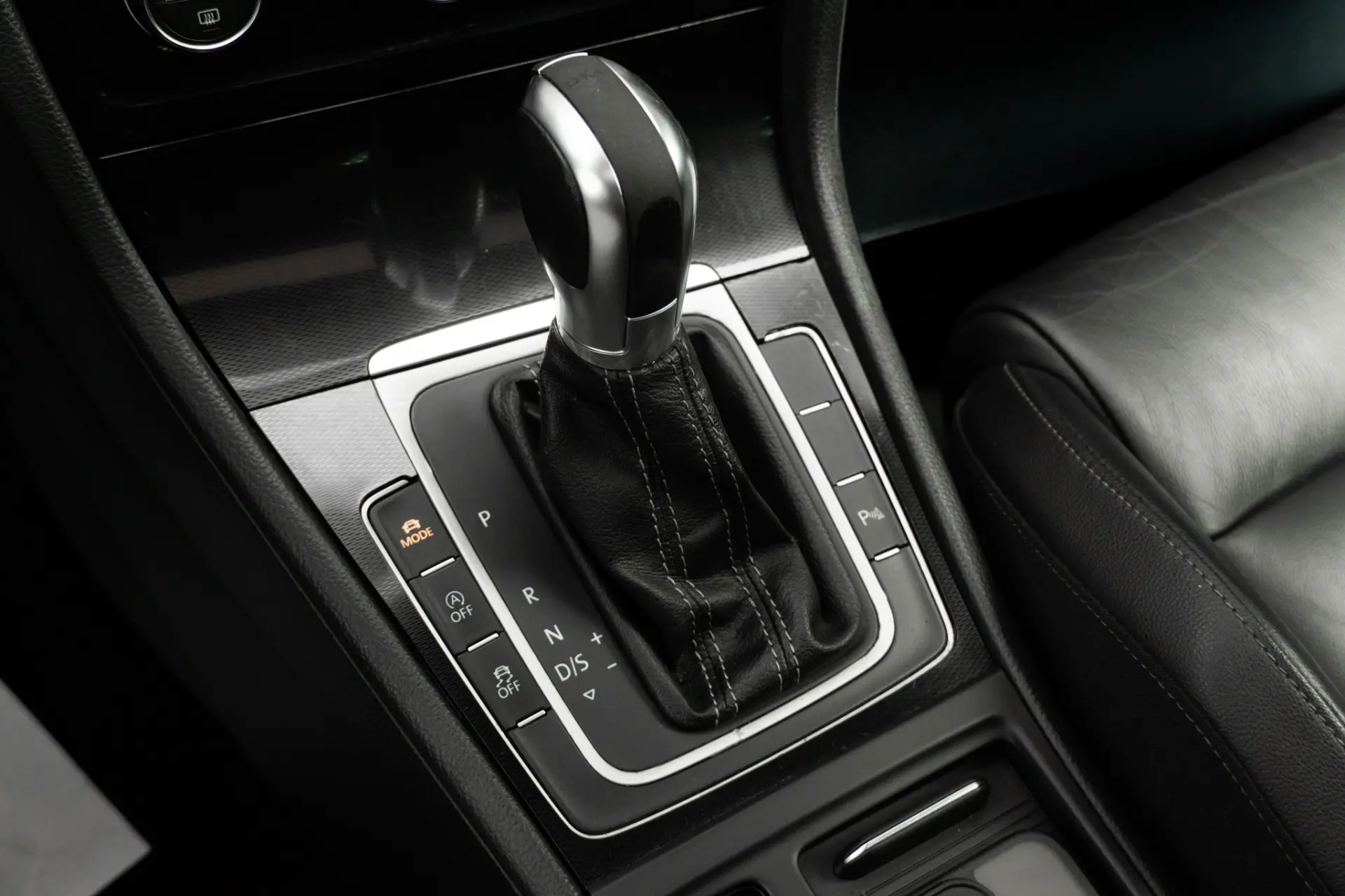 Volkswagen Golf 2.0 TDi GTD DSG 20