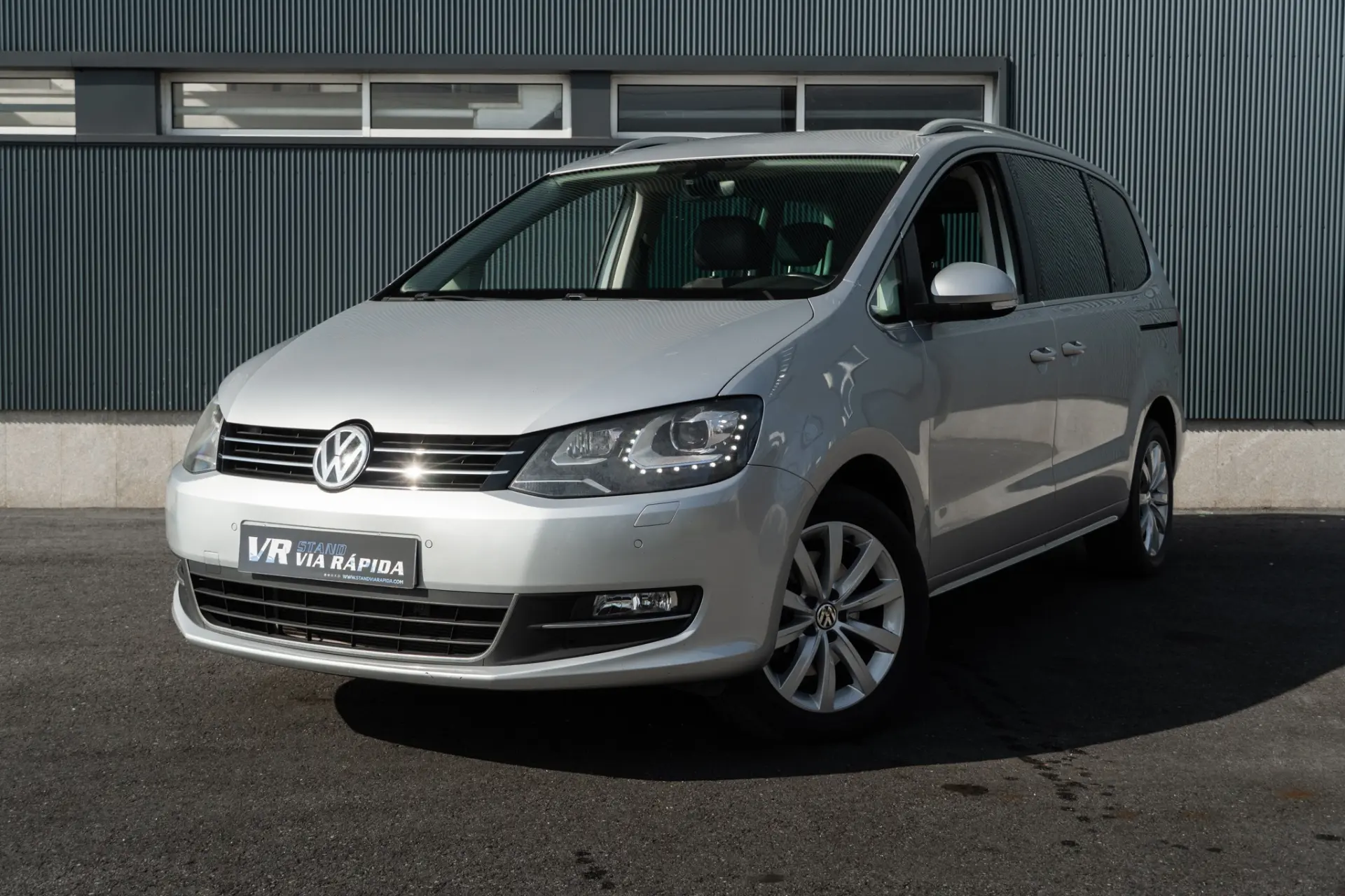 Volkswagen Sharan 2.0 TDI Highline 1