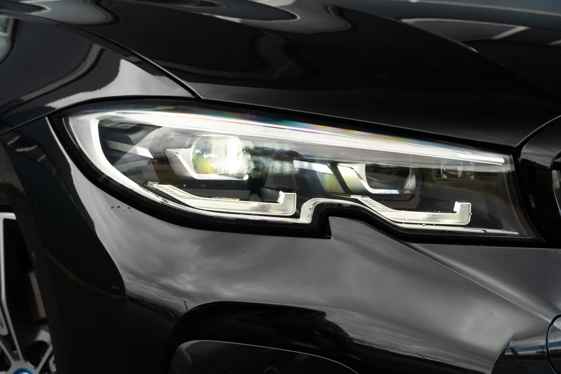 BMW 330 e Pack M Auto 31