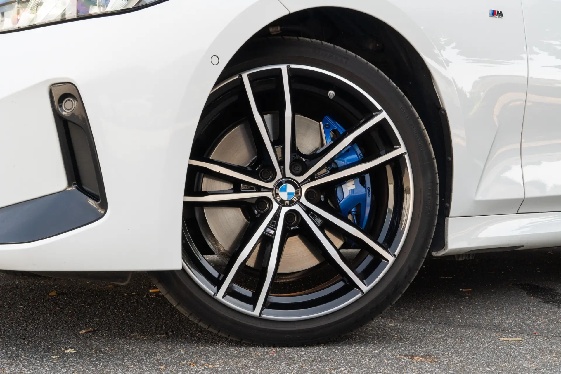 BMW 318 d Pack Desportivo M Pro Auto 35