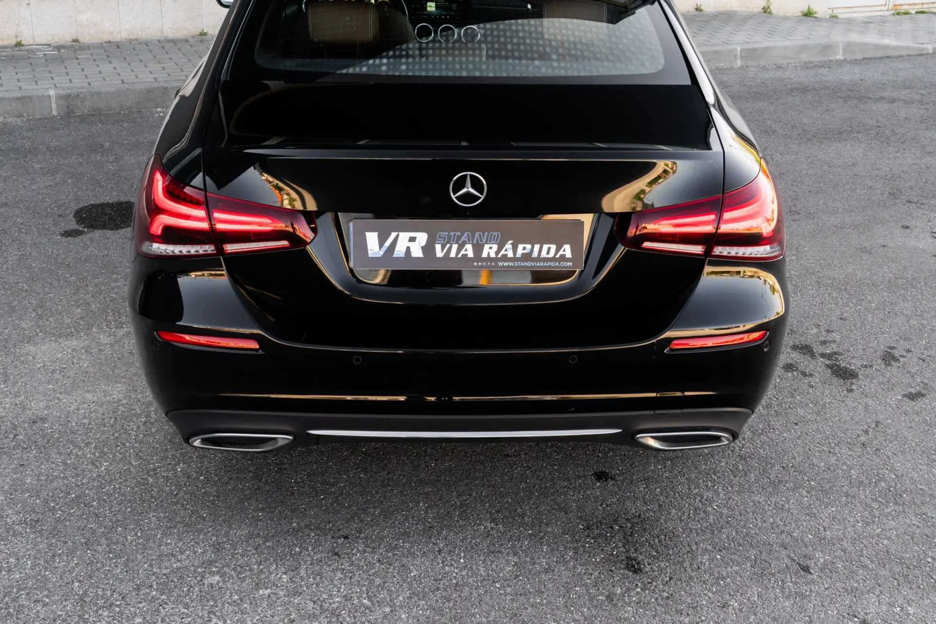 Mercedes-Benz A 180 Limousine d Progressive Aut. 34