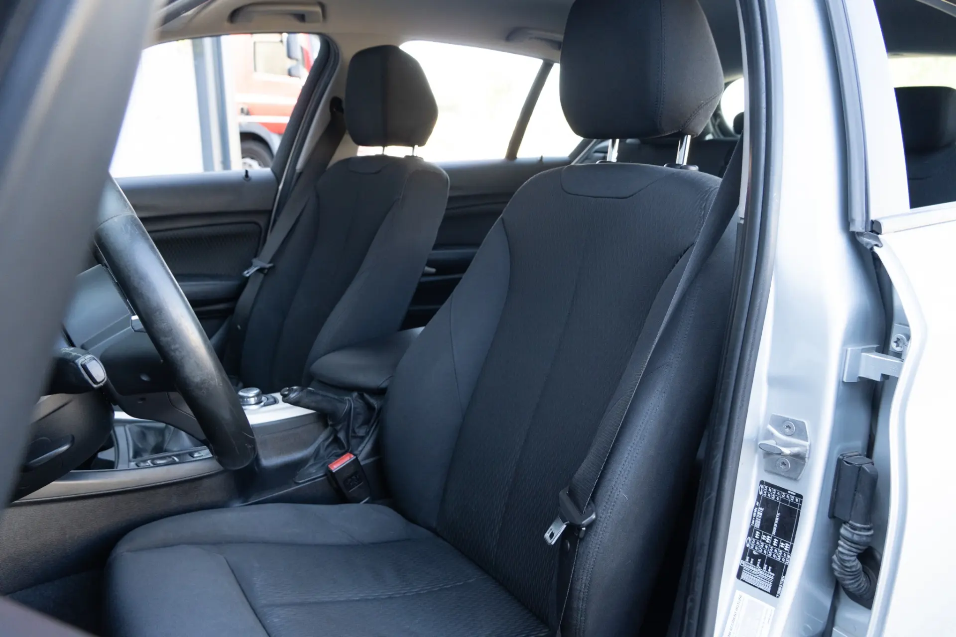 BMW 116 d Line Sport 8