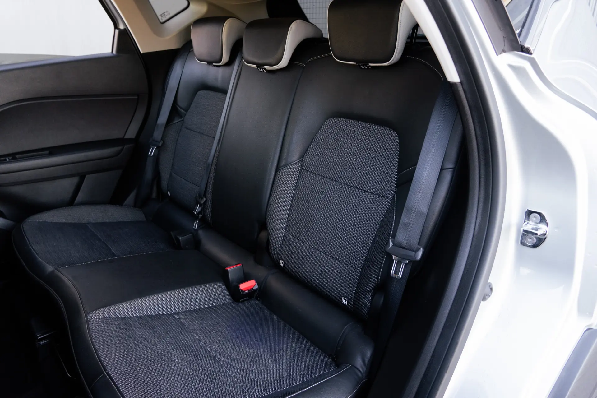 Renault Captur 1.6 E-Tech Plug-In Intens 40