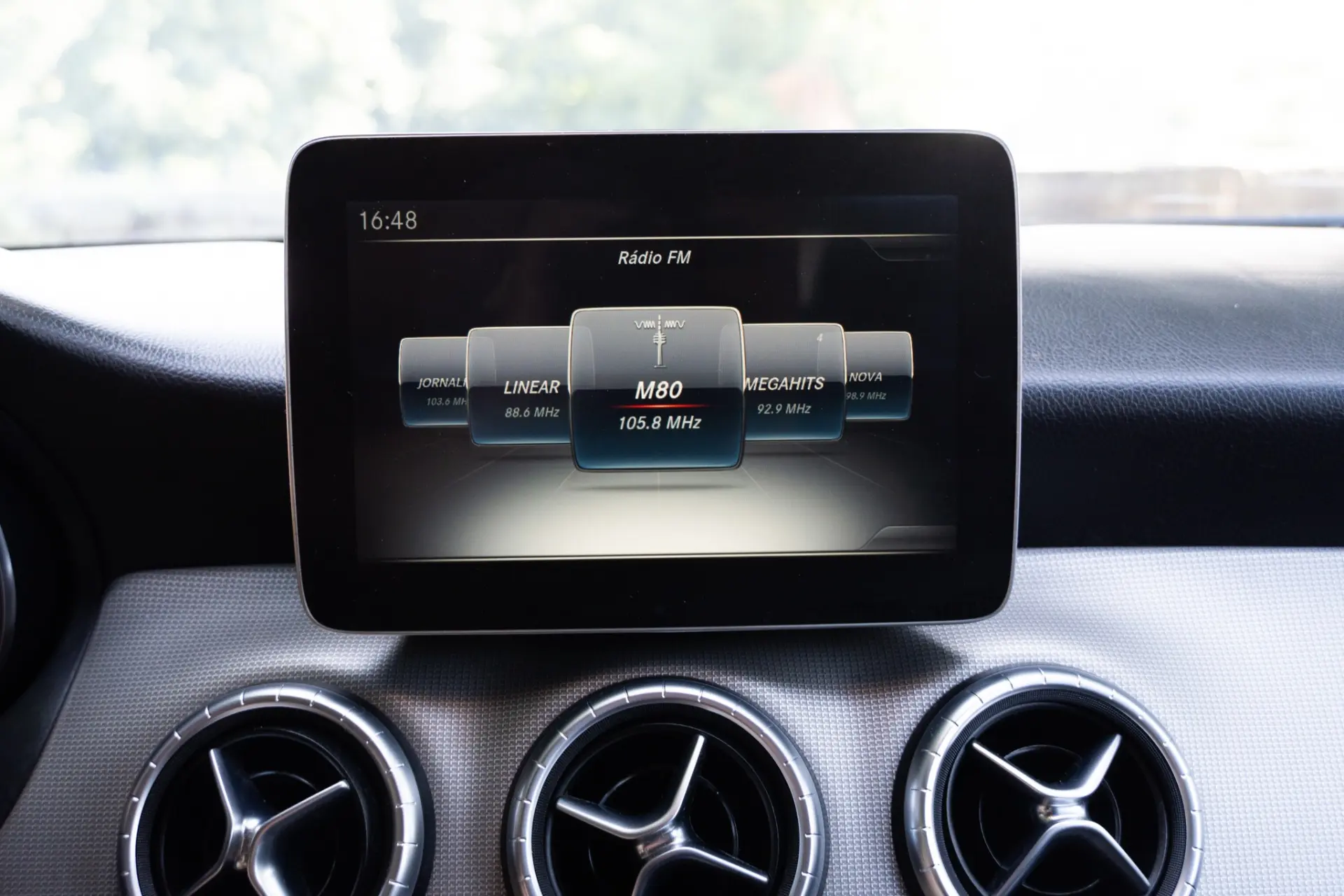 Mercedes-Benz CLA 180 d 14