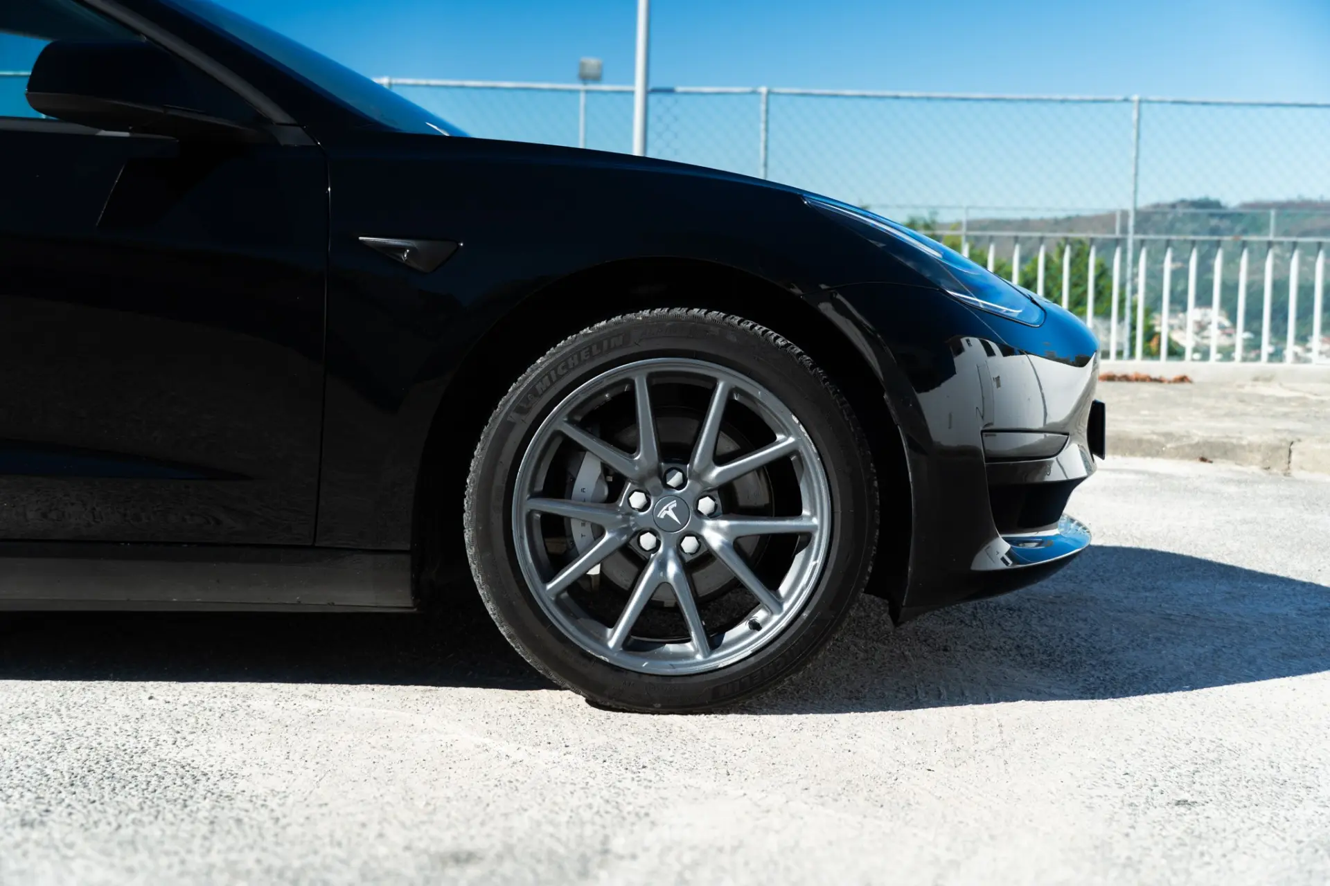 Tesla Model 3 Standard Range Plus RWD 29